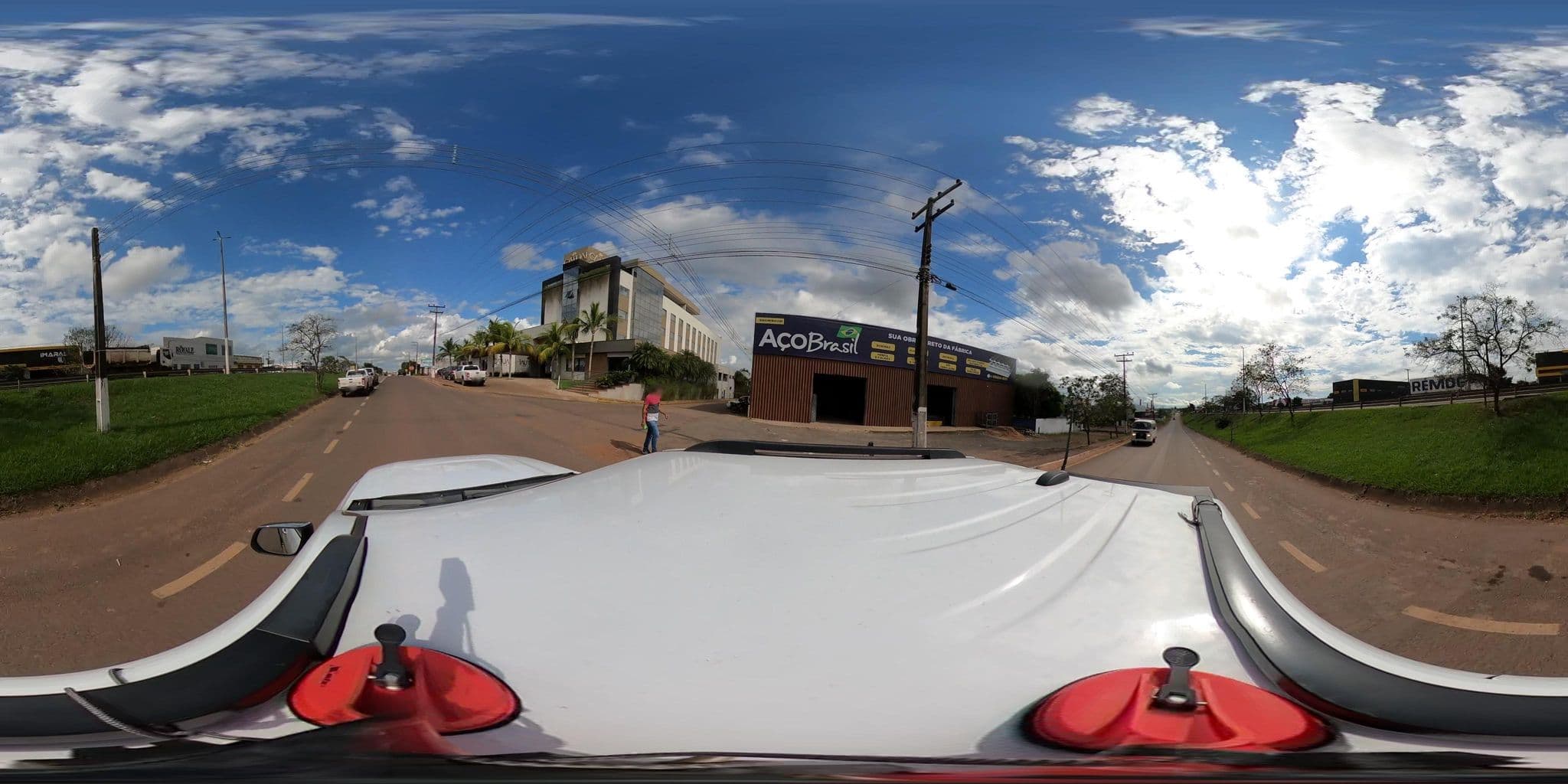 Street view near Catuai Hotel, Cacoal — © jaderbavaresco (CC BY-SA · Mapillary)
