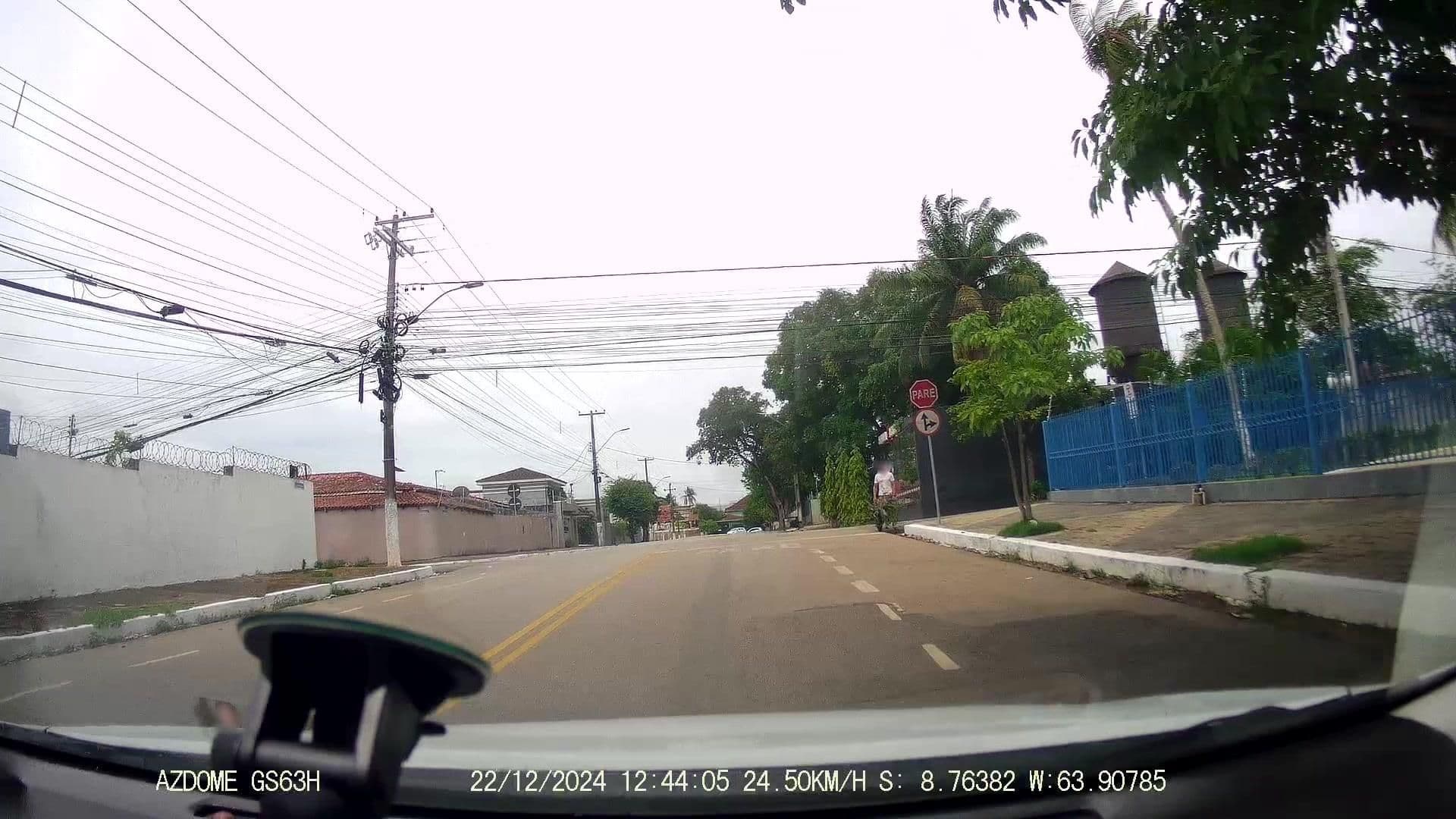 Street view near Hotel de apoio de Oficiais EB - Palacete Rio Madeira, Porto Velho — © jaderbavaresco (CC BY-SA · Mapillary)