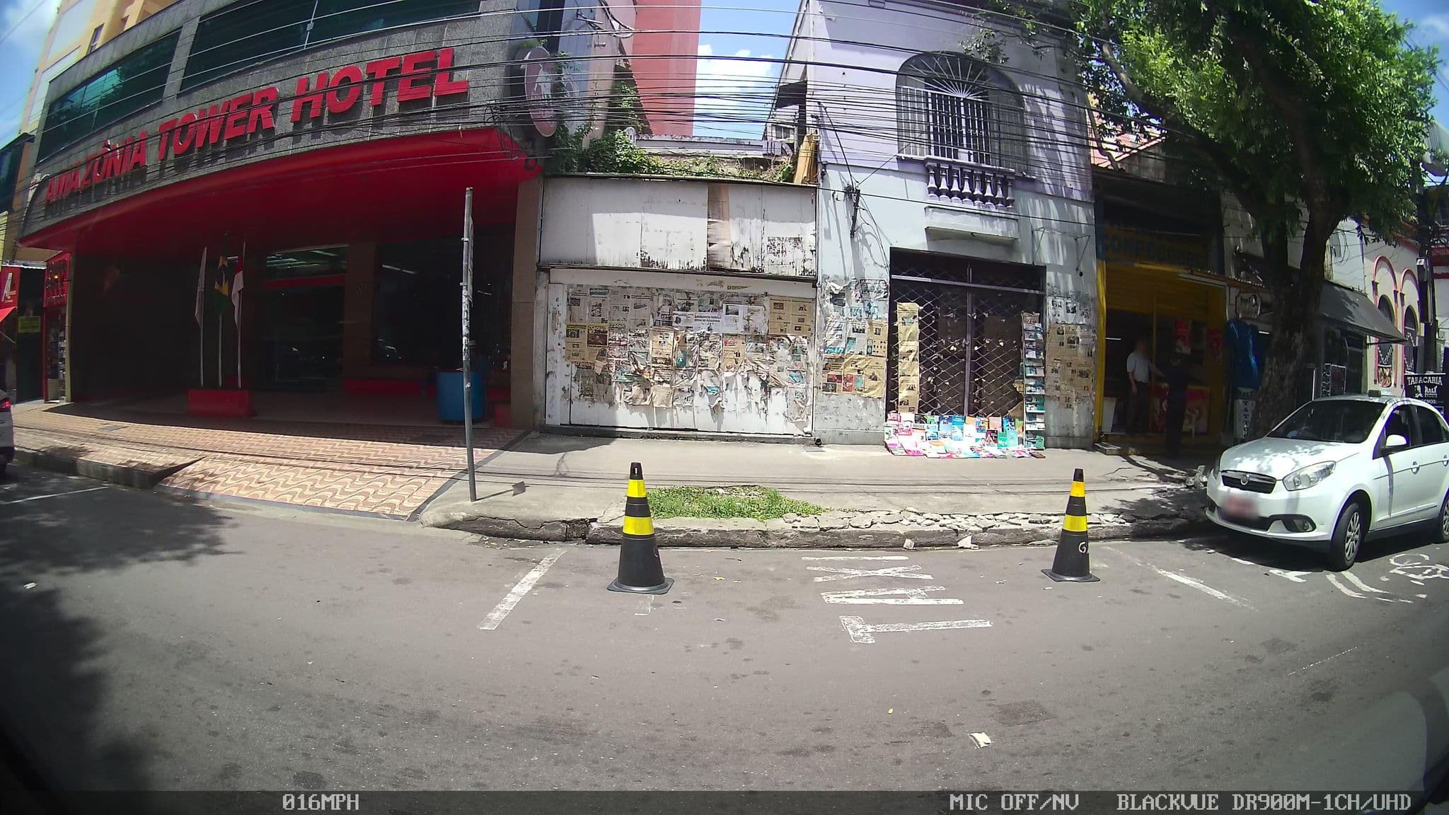 Street view near Amazônia Tower Hotel, Manaus — © kaart_1 (CC BY-SA · Mapillary)
