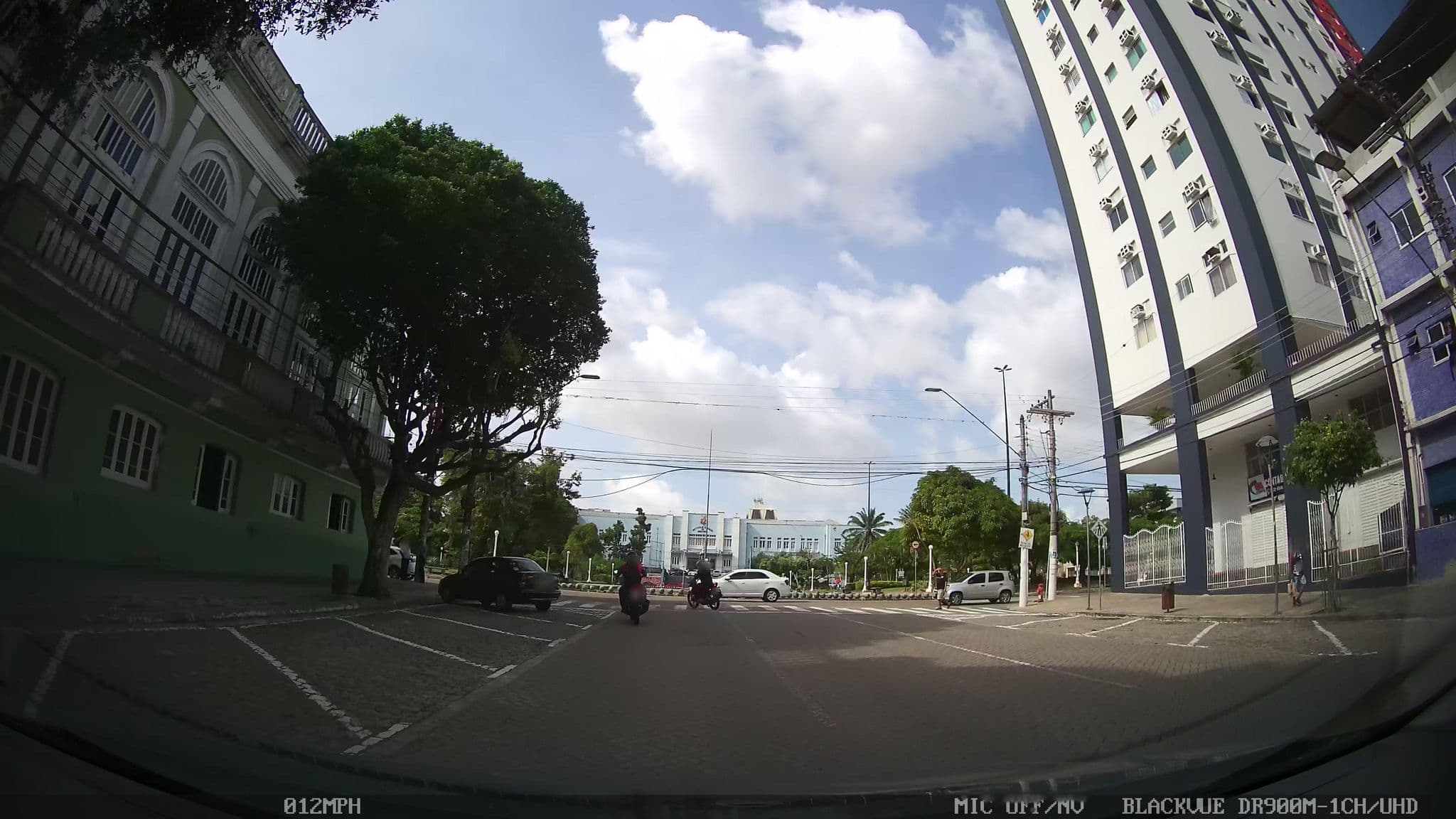 Street view near hotel safari apto 210, Manaus — © kaart_1 (CC BY-SA · Mapillary)
