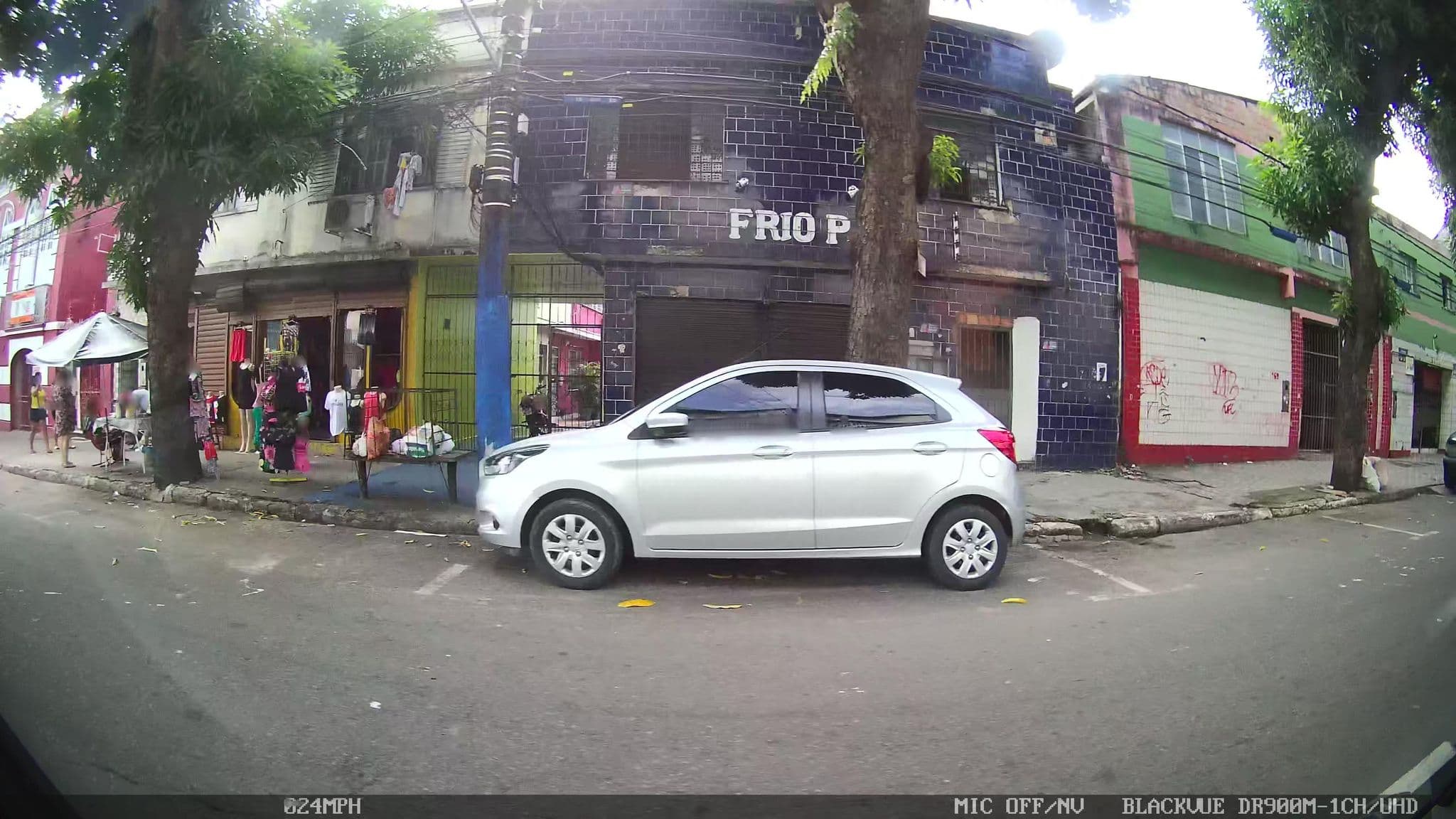 Street view near Pousada Montemurro II, Manaus — © kaart_1 (CC BY-SA · Mapillary)