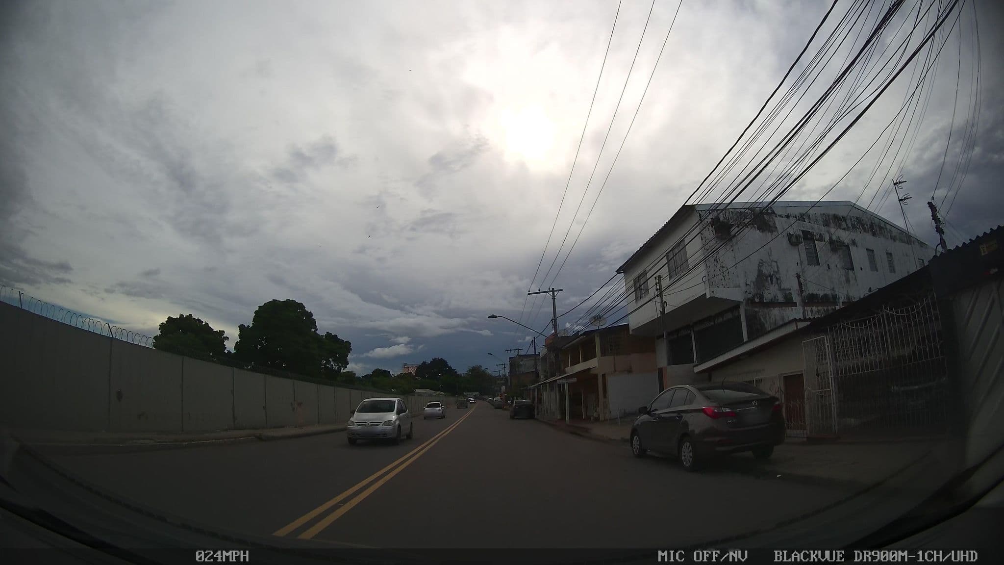 Street view near Hotel Rio Negro _ Marinha, Manaus — © kaart_1 (CC BY-SA · Mapillary)