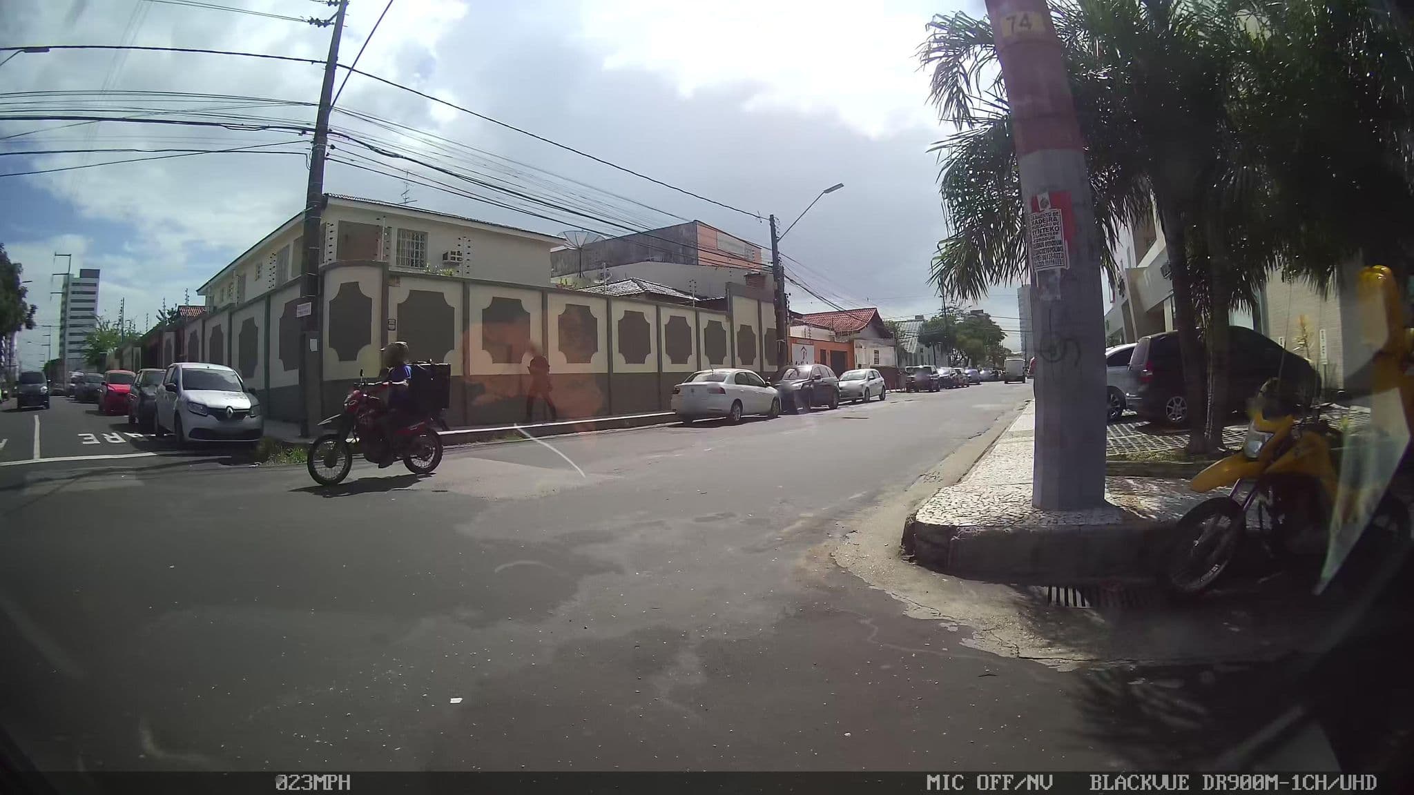 Street view near Space, Manaus — © kaart_1 (CC BY-SA · Mapillary)