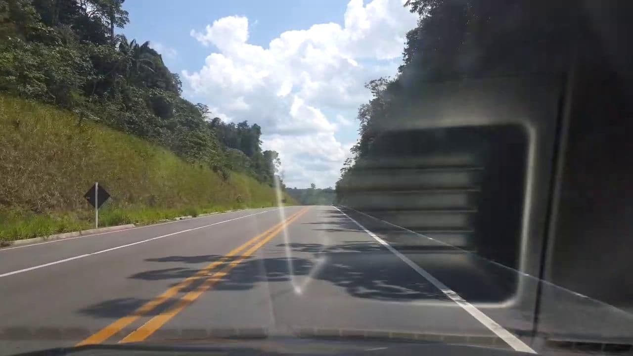 Street view near Pousada Pedacinho do Ceu, Rio Preto da Eva — © roadroid (CC BY-SA · Mapillary)