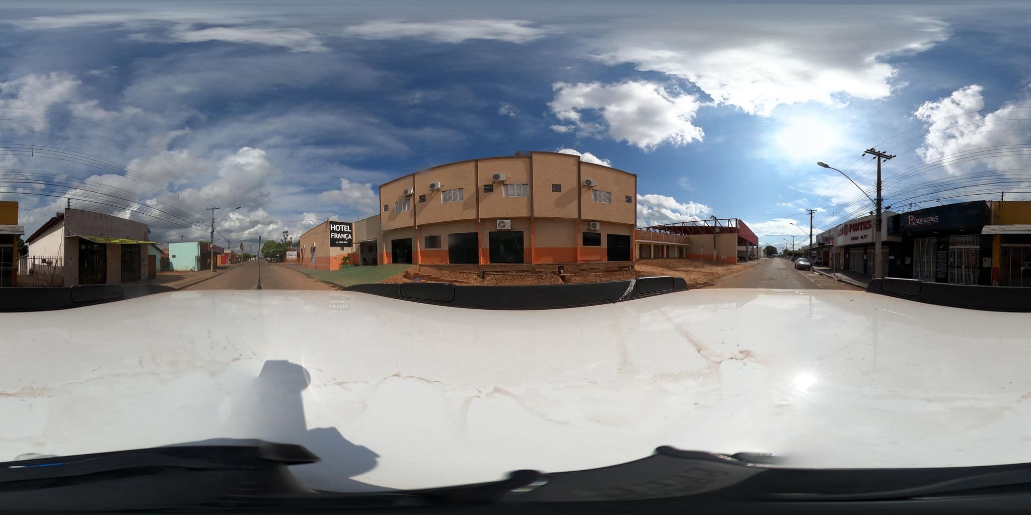 Street view near França Palace Hotel, Pontes e Lacerda — © pgmpl (CC BY-SA · Mapillary)