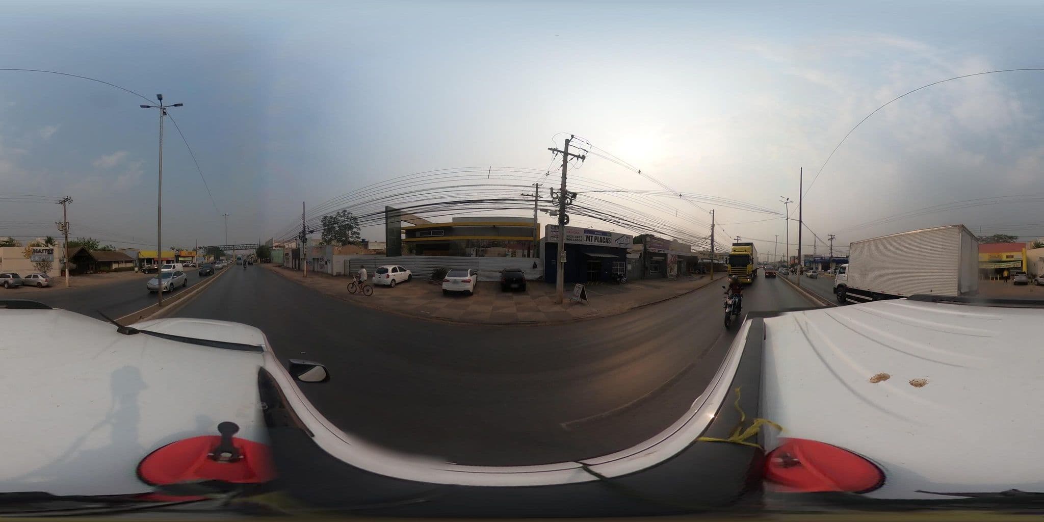 Street view near Master Hotel Cuiabá, Cuiabá — © jaderbavaresco (CC BY-SA · Mapillary)