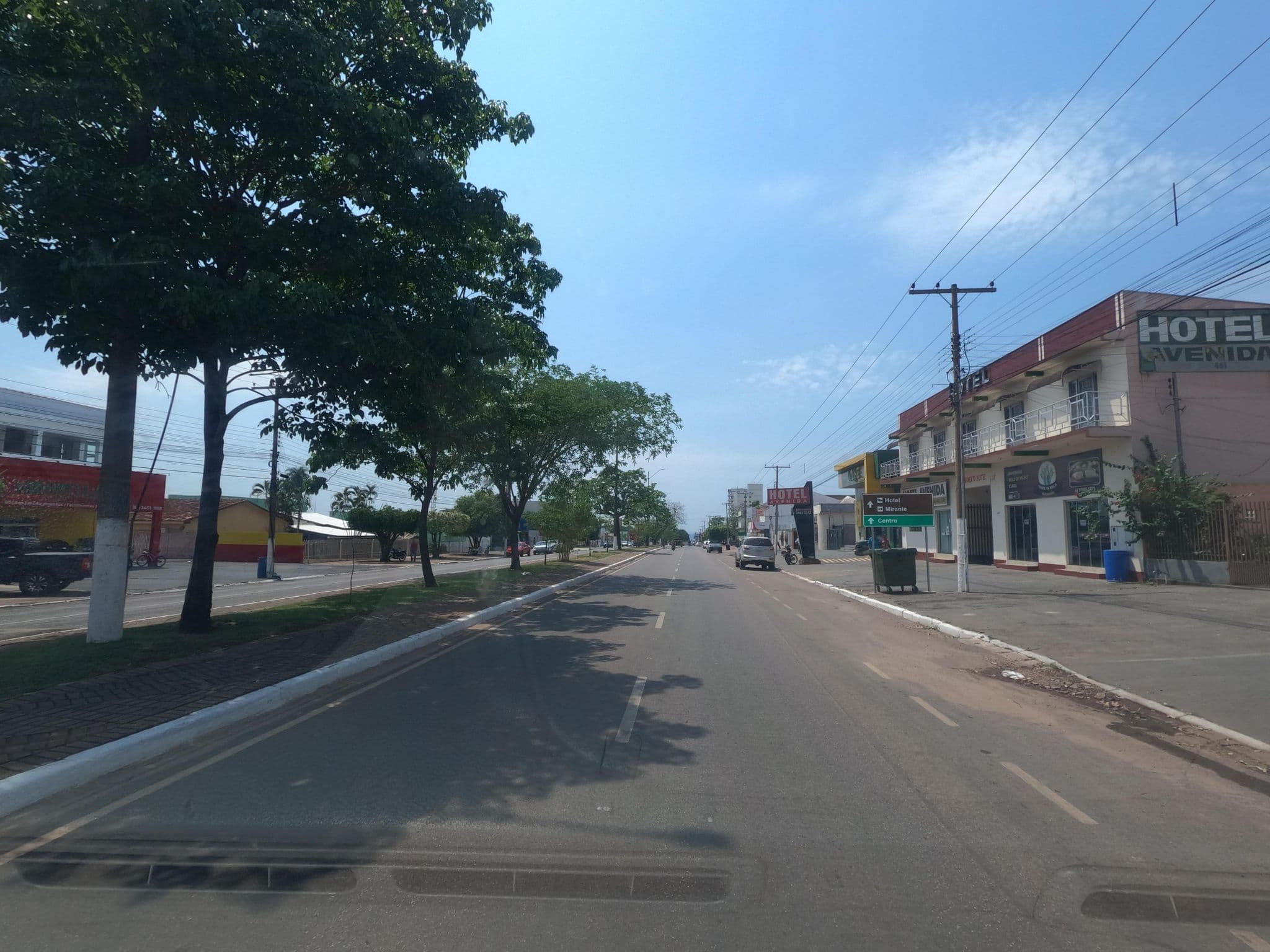 Street view near Hotel Avenida, Jaciara — © MuitoAlemdasFronteiras (CC BY-SA · Mapillary)