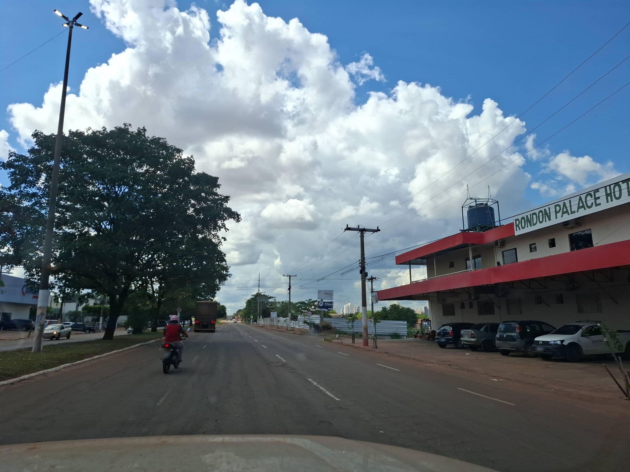 Street view near Hotel Morada do Sol, Rondonópolis — © brunocastaldeli (CC BY-SA · Mapillary)
