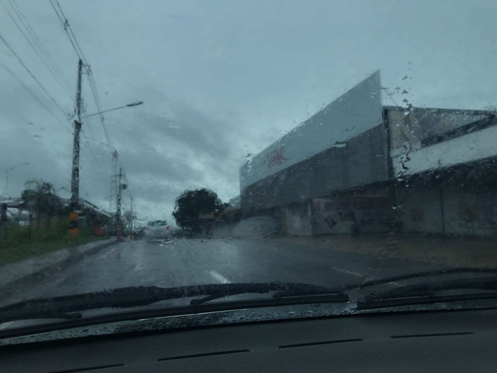 Street view near Obra Galeria Das Torres, Manaus — © misstaylorx (CC BY-SA · Mapillary)