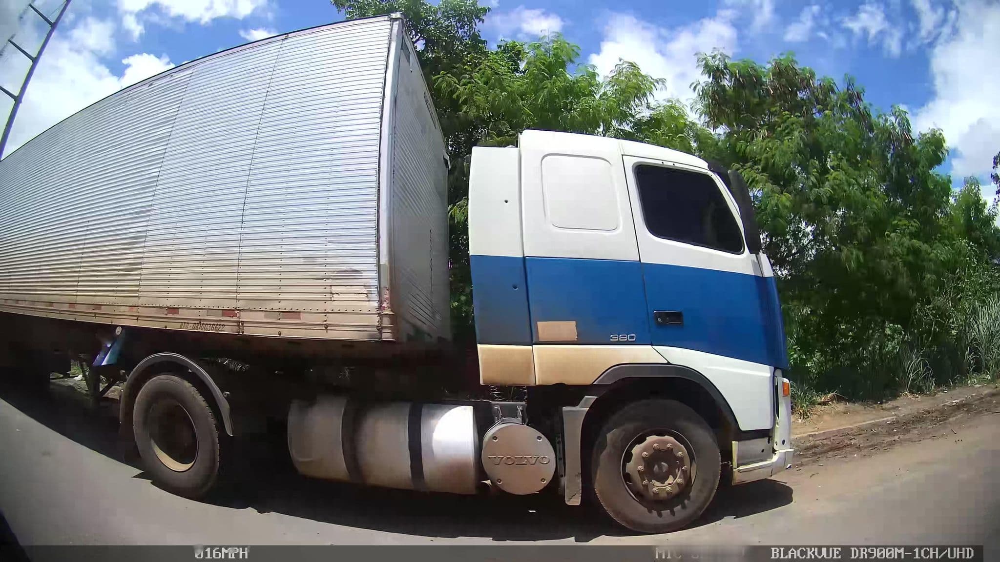 Street view near Hora de tirar uma soneca =), Manaus — © kaart_1 (CC BY-SA · Mapillary)