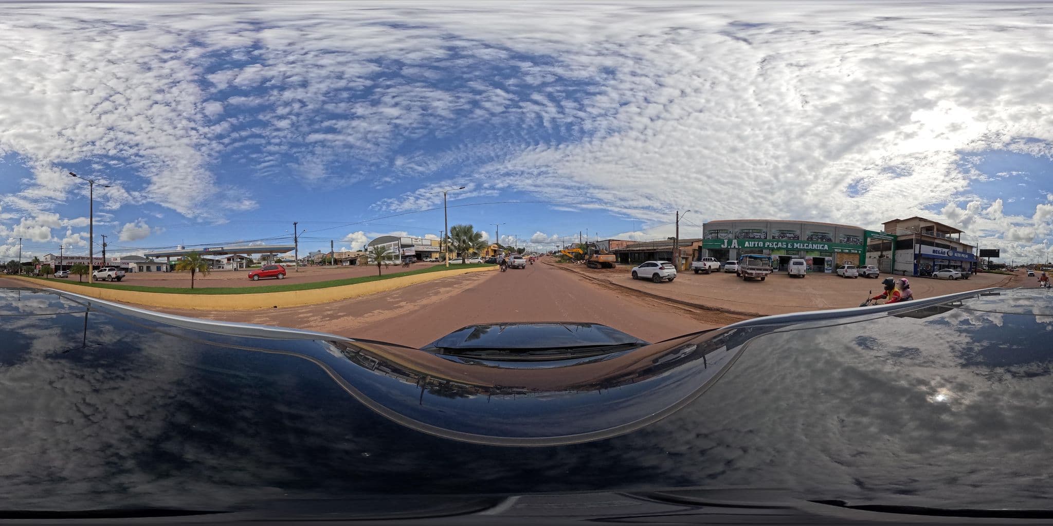 Street view near Hotel Itaituba, Itaituba — © eduardoleal22 (CC BY-SA · Mapillary)