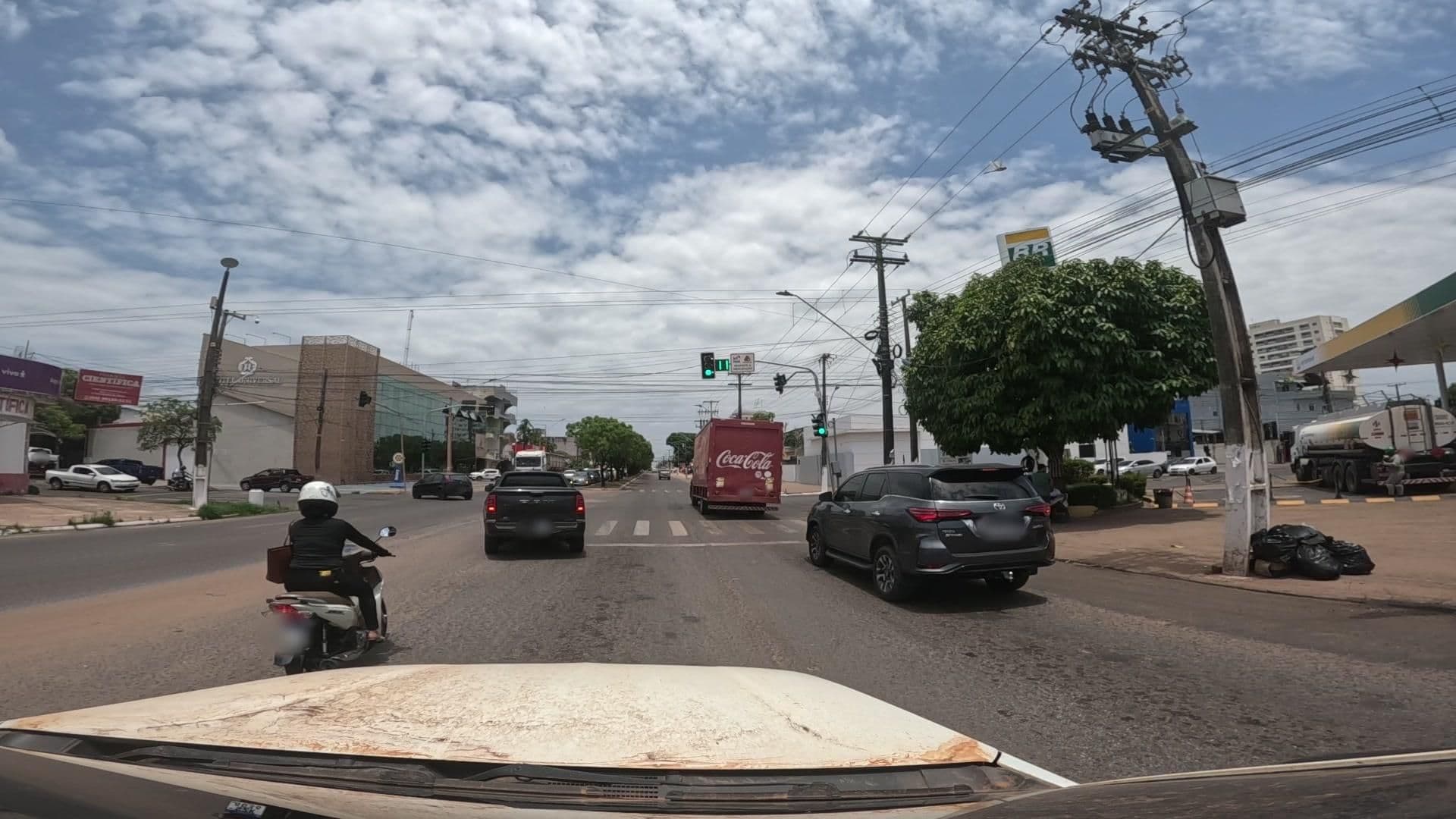 Street view near Hotel Universal, Santarém — © mori_brasil (CC BY-SA · Mapillary)