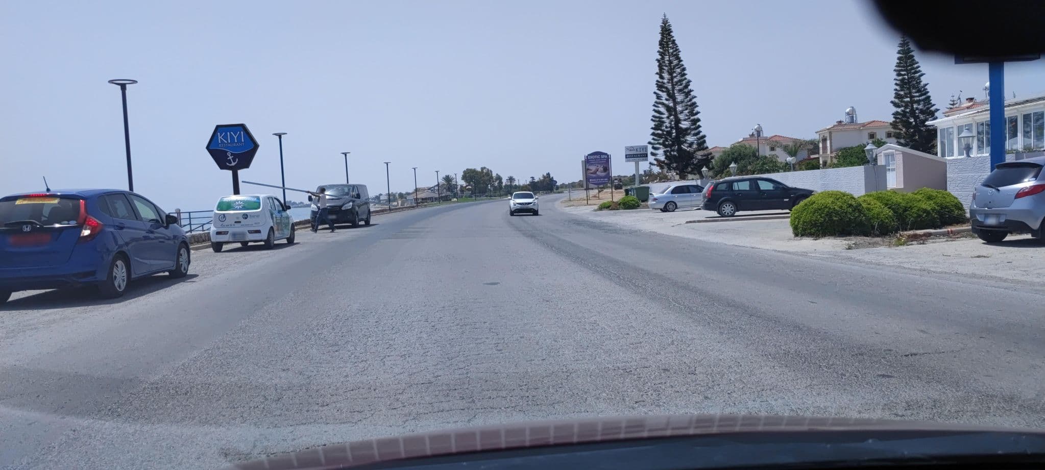 Street view near Exotic, Tríkomo — © WhanTwo (CC BY-SA · Mapillary)