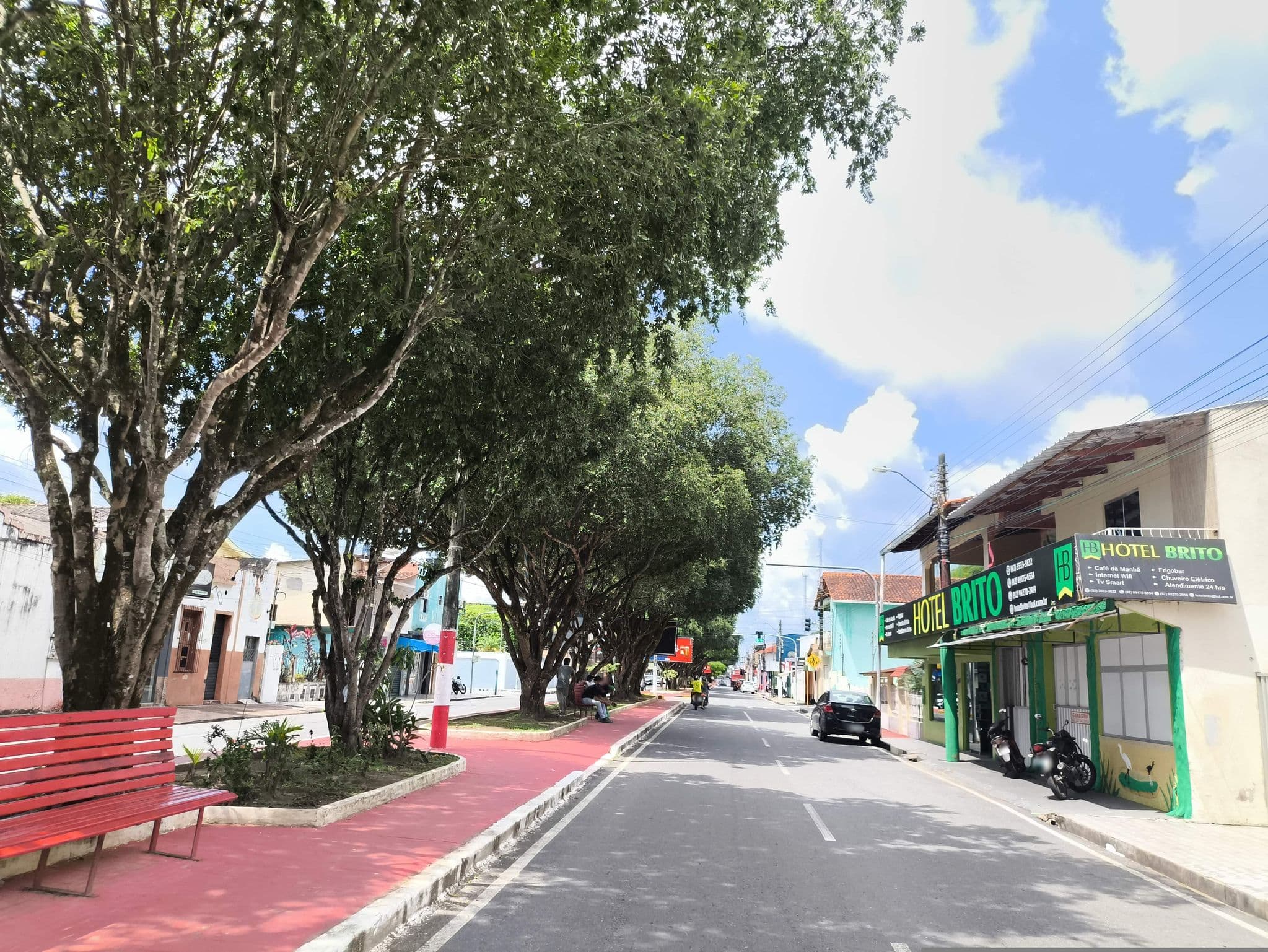 Street view near Hotel Brito, Parintins — © davyrabelo (CC BY-SA · Mapillary)
