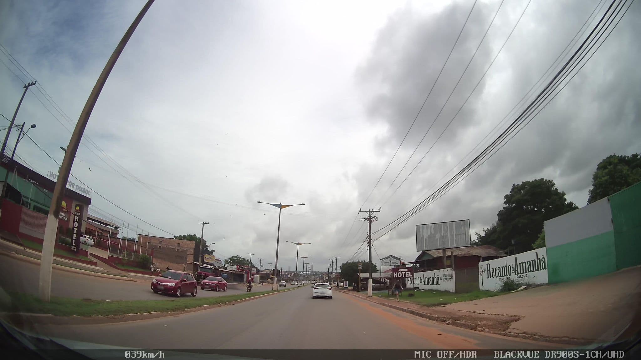 Street view near Hotel Pôr Do Sol, Santarém — © kafri (CC BY-SA · Mapillary)