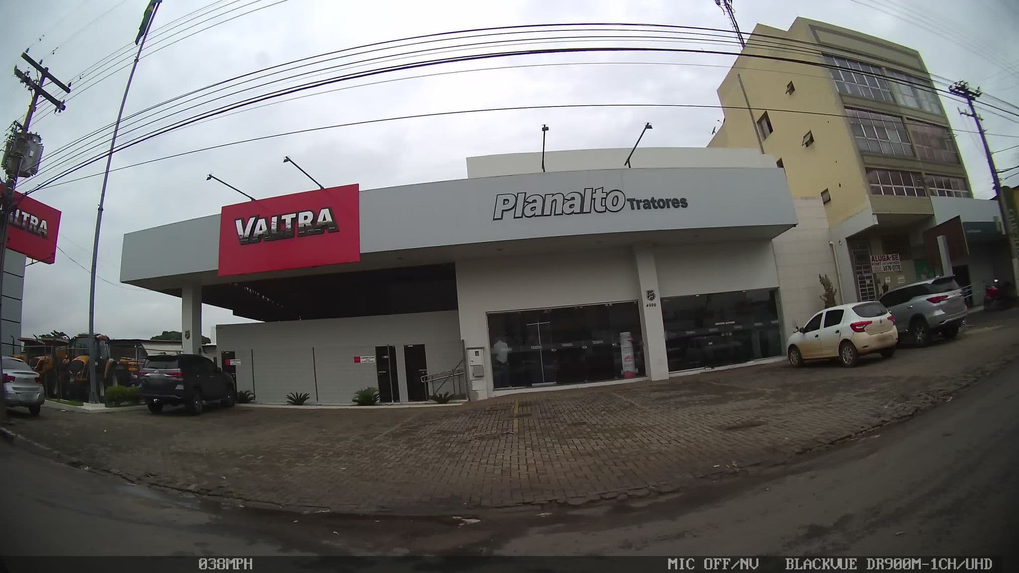 Street view near Aquarius - Flats, Kitnet e Salas - Aluguéis, Diárias e Mensais, Goiânia — © kaart_4 (CC BY-SA · Mapillary)