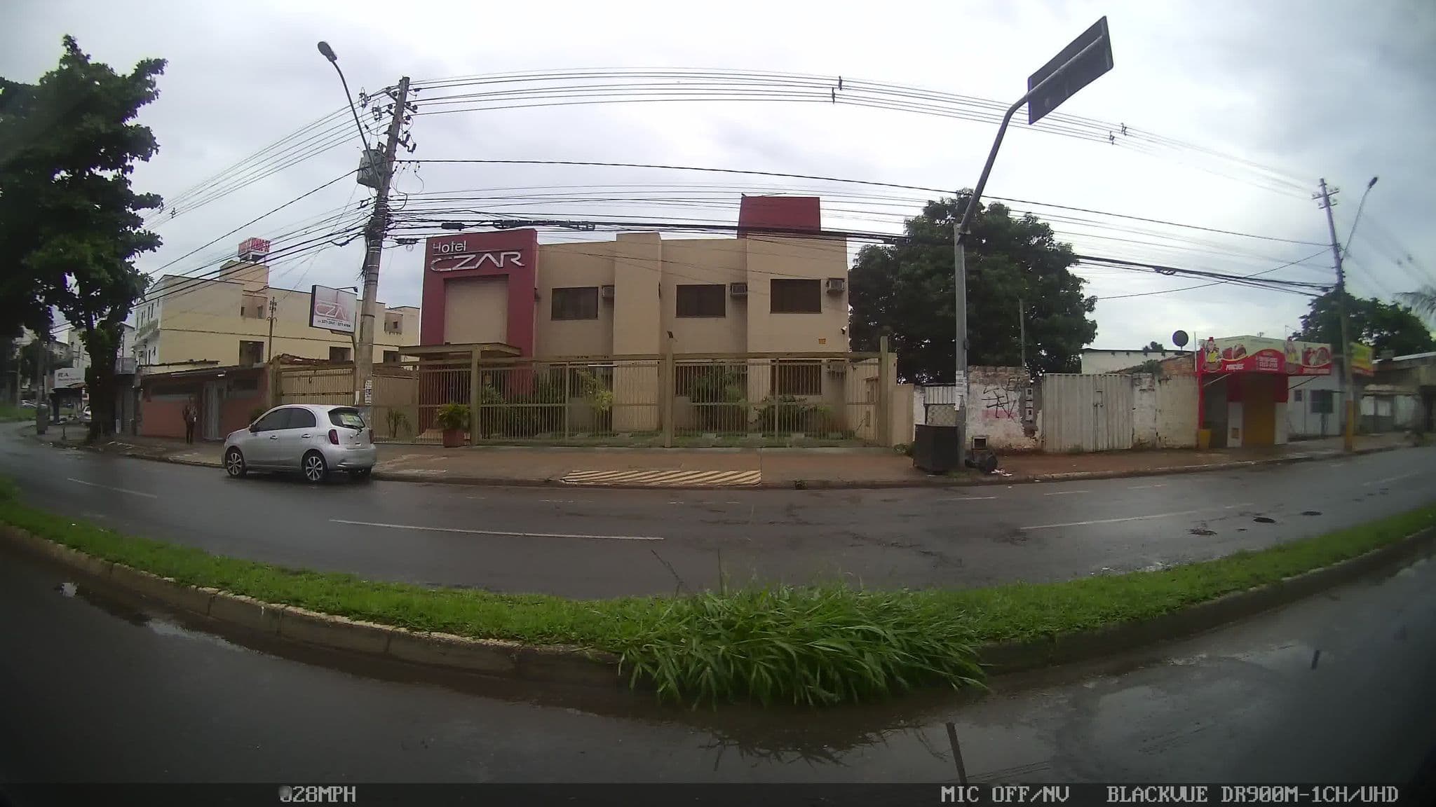 Street view near Hotel Czar, Goiânia — © kaart_4 (CC BY-SA · Mapillary)