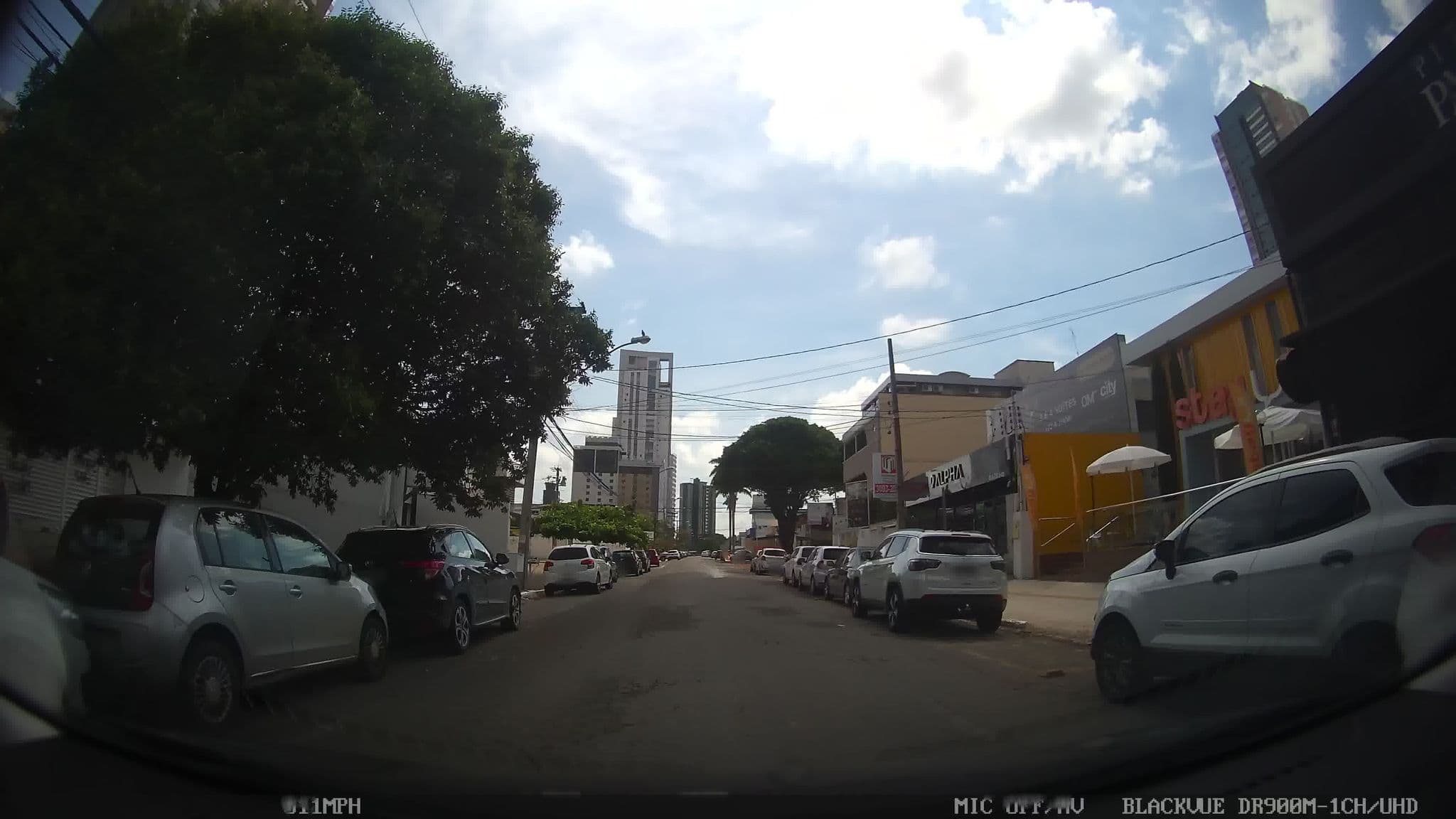 Street view near Westhostel, Goiânia — © kaart_4 (CC BY-SA · Mapillary)