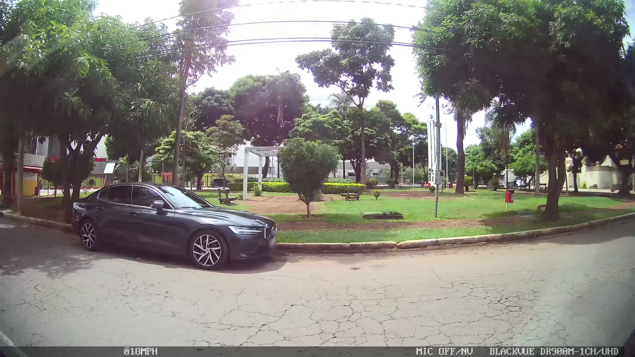 Street view near Breakfast@SleepInn, Goiânia — © kaart_4 (CC BY-SA · Mapillary)