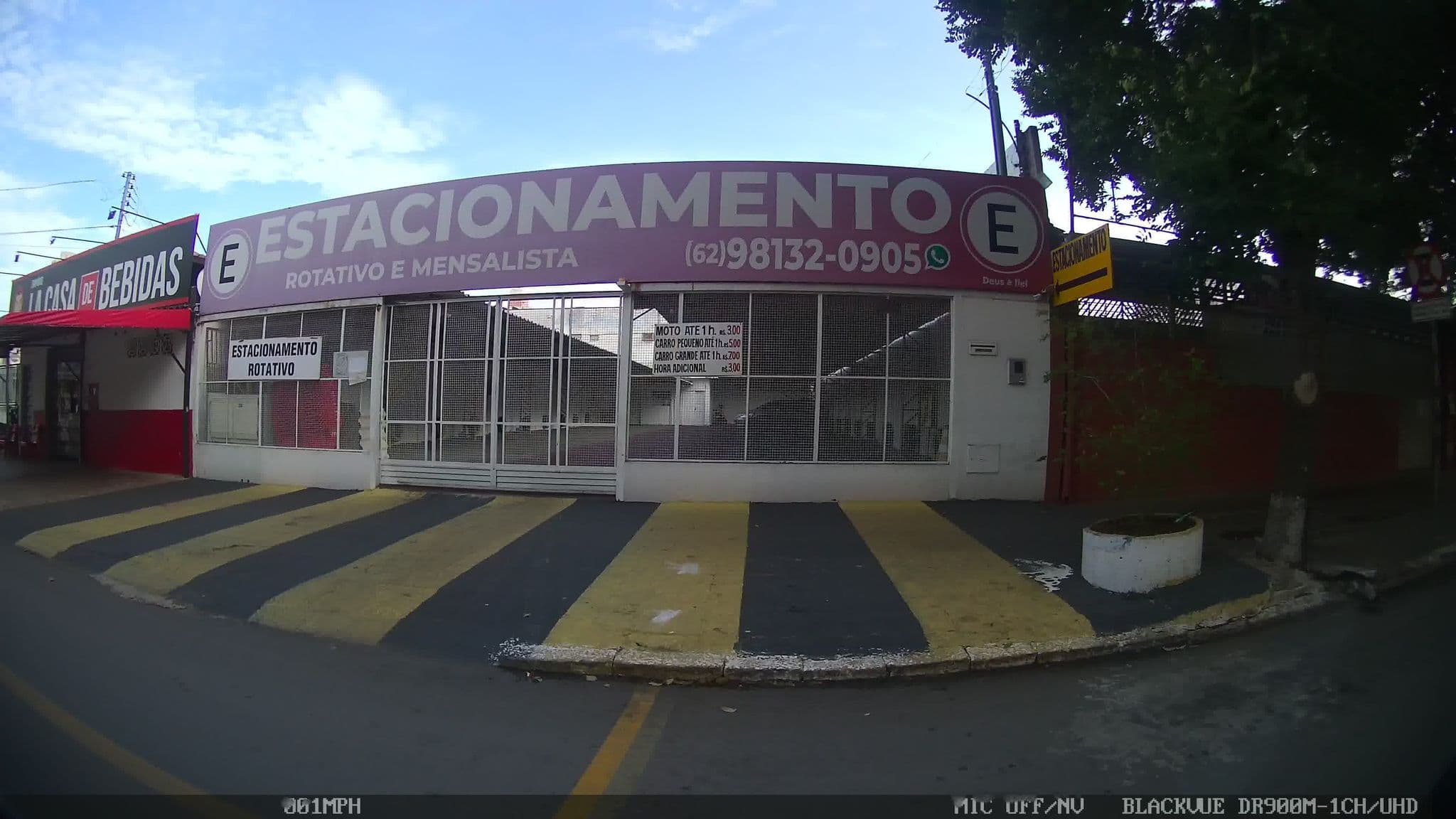 Street view near Hotel Rio Vermelho, Goiânia — © kaart_4 (CC BY-SA · Mapillary)