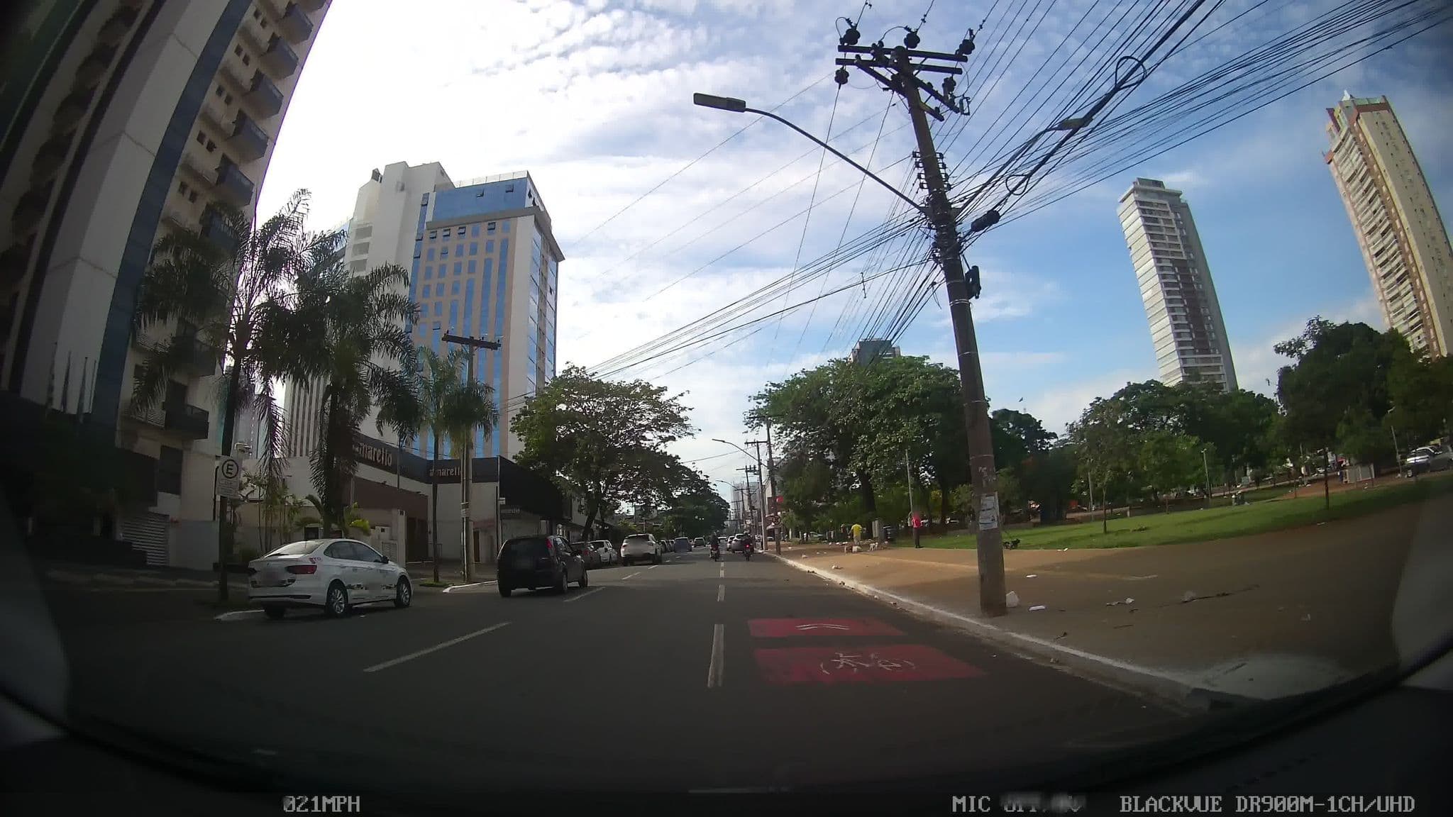 Street view near Nobile Suítes Sun Square, Goiânia — © kaart_4 (CC BY-SA · Mapillary)