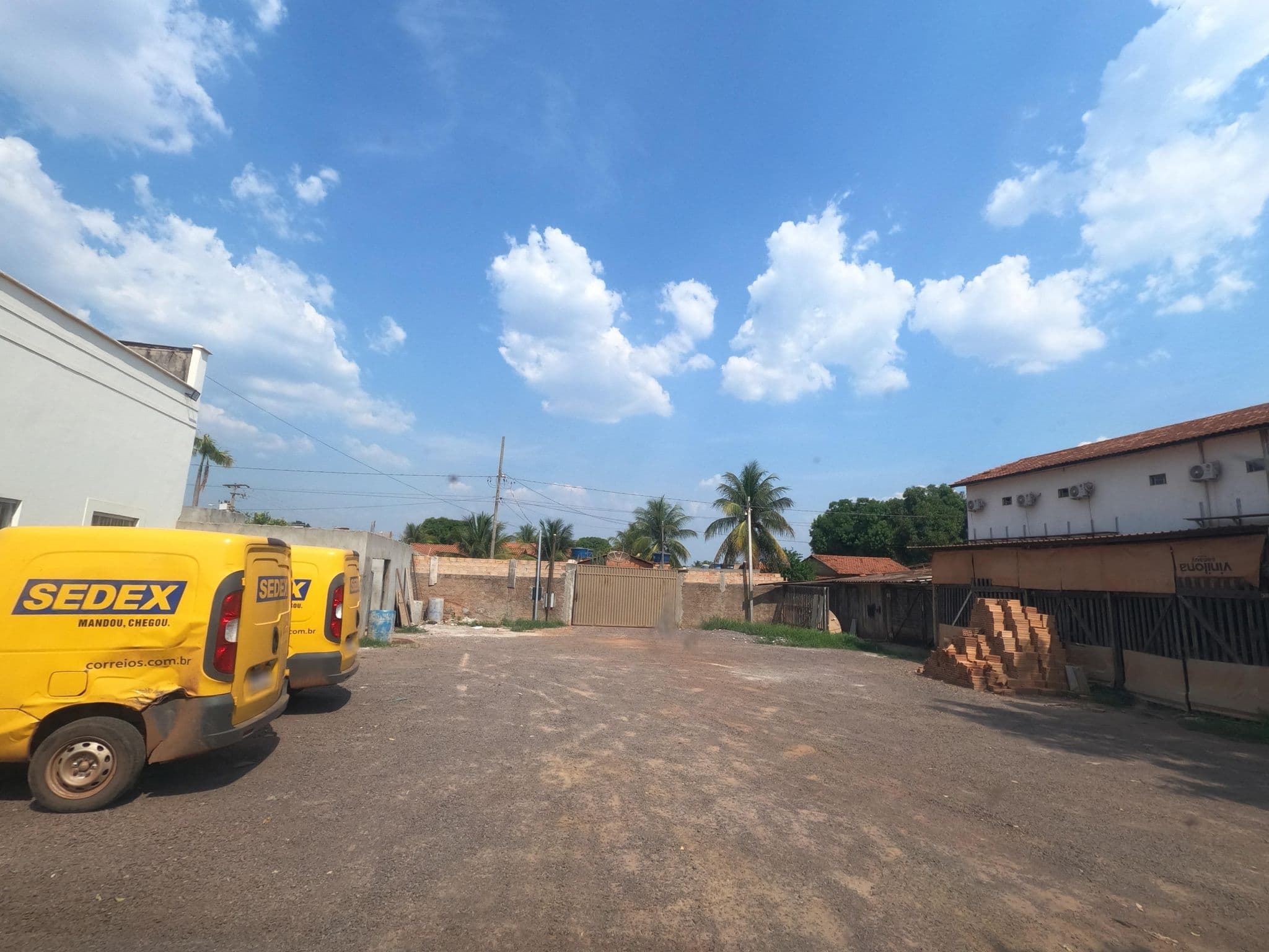 Street view near Hotel Bom Jesus, Confresa — © MuitoAlemdasFronteiras (CC BY-SA · Mapillary)