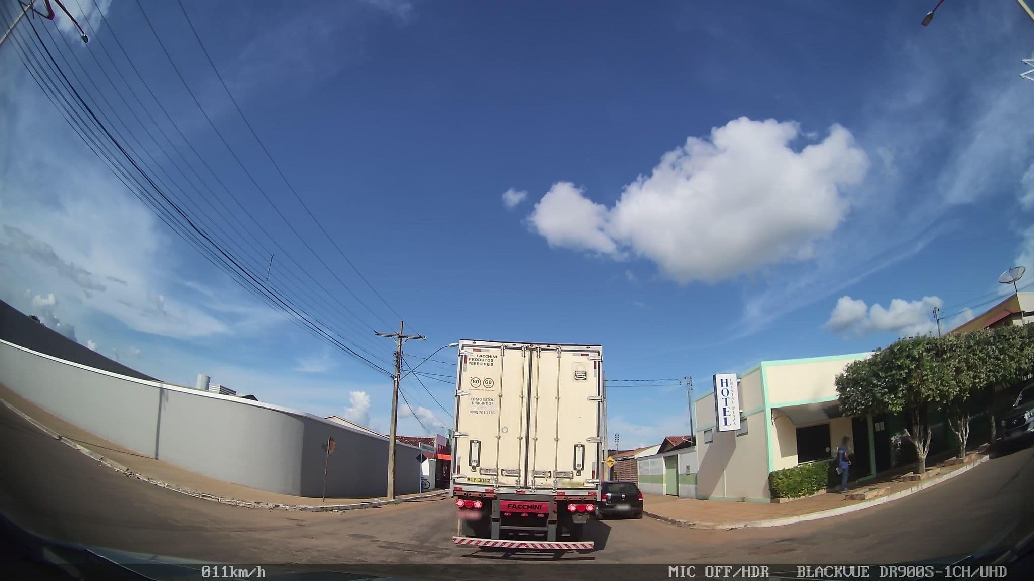Street view near Cristal Plaza Hotel, Talismã — © kafri (CC BY-SA · Mapillary)