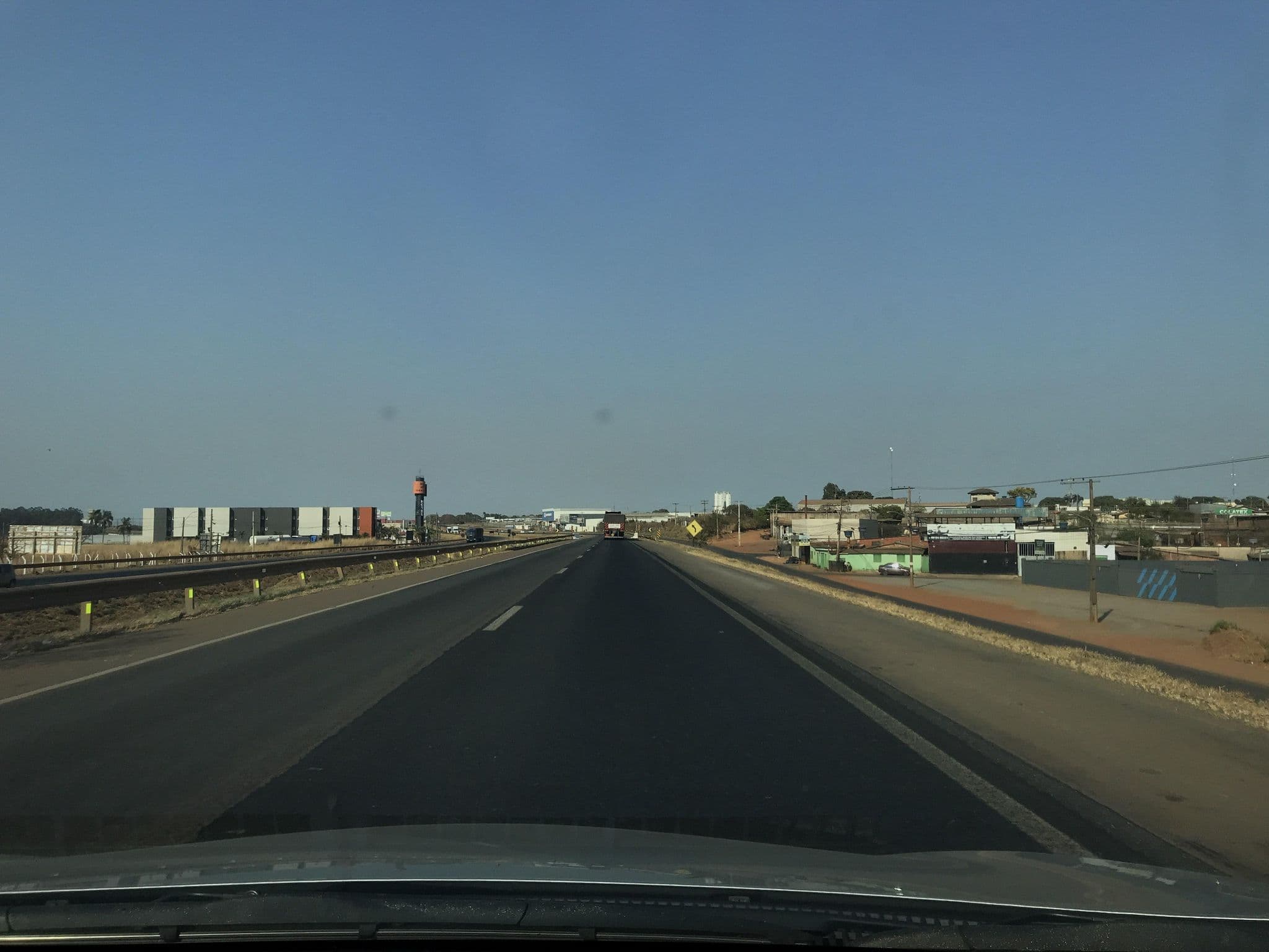 Street view near Ibis, Anápolis — © wesleygmartins (CC BY-SA · Mapillary)