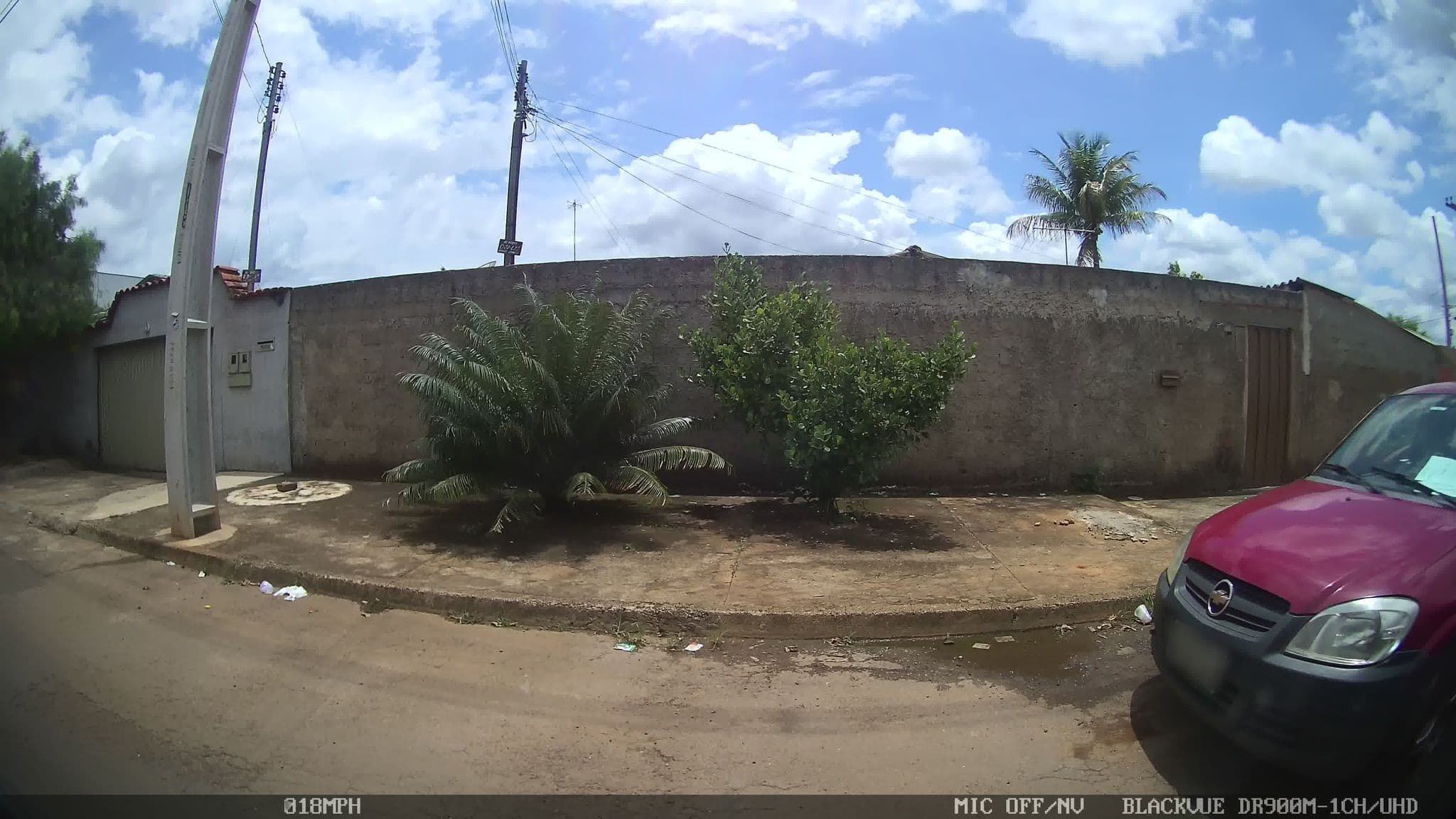 Street view near Hotel Brasil Sul, Anápolis — © kaart_4 (CC BY-SA · Mapillary)