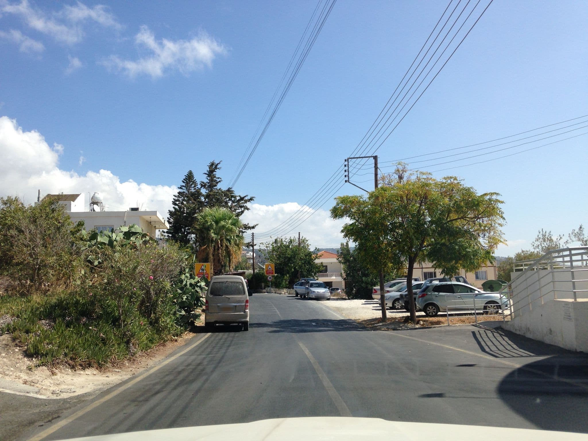 Street view near Ne Ta Apartments, Pégeia — © vlish (CC BY-SA · Mapillary)