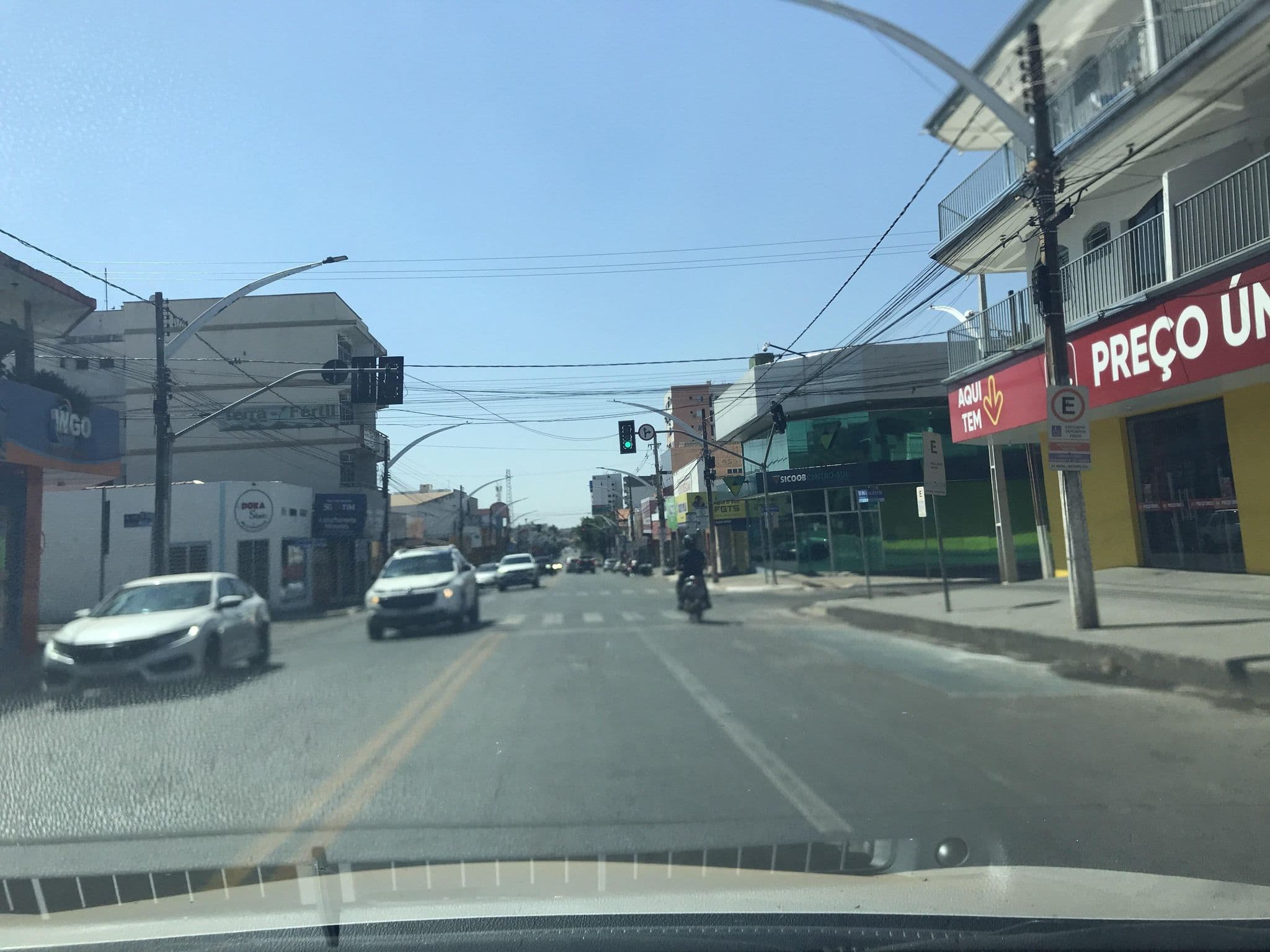 Street view near Pousada Europa, Caldas Novas — © wesleygmartins (CC BY-SA · Mapillary)