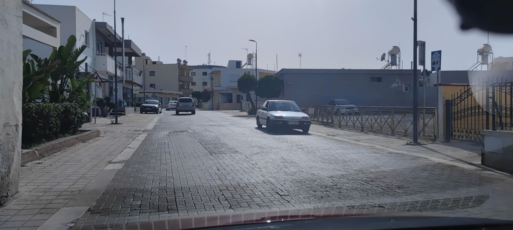 Street view near SIOGKAS INN, Derýneia — © WhanTwo (CC BY-SA · Mapillary)