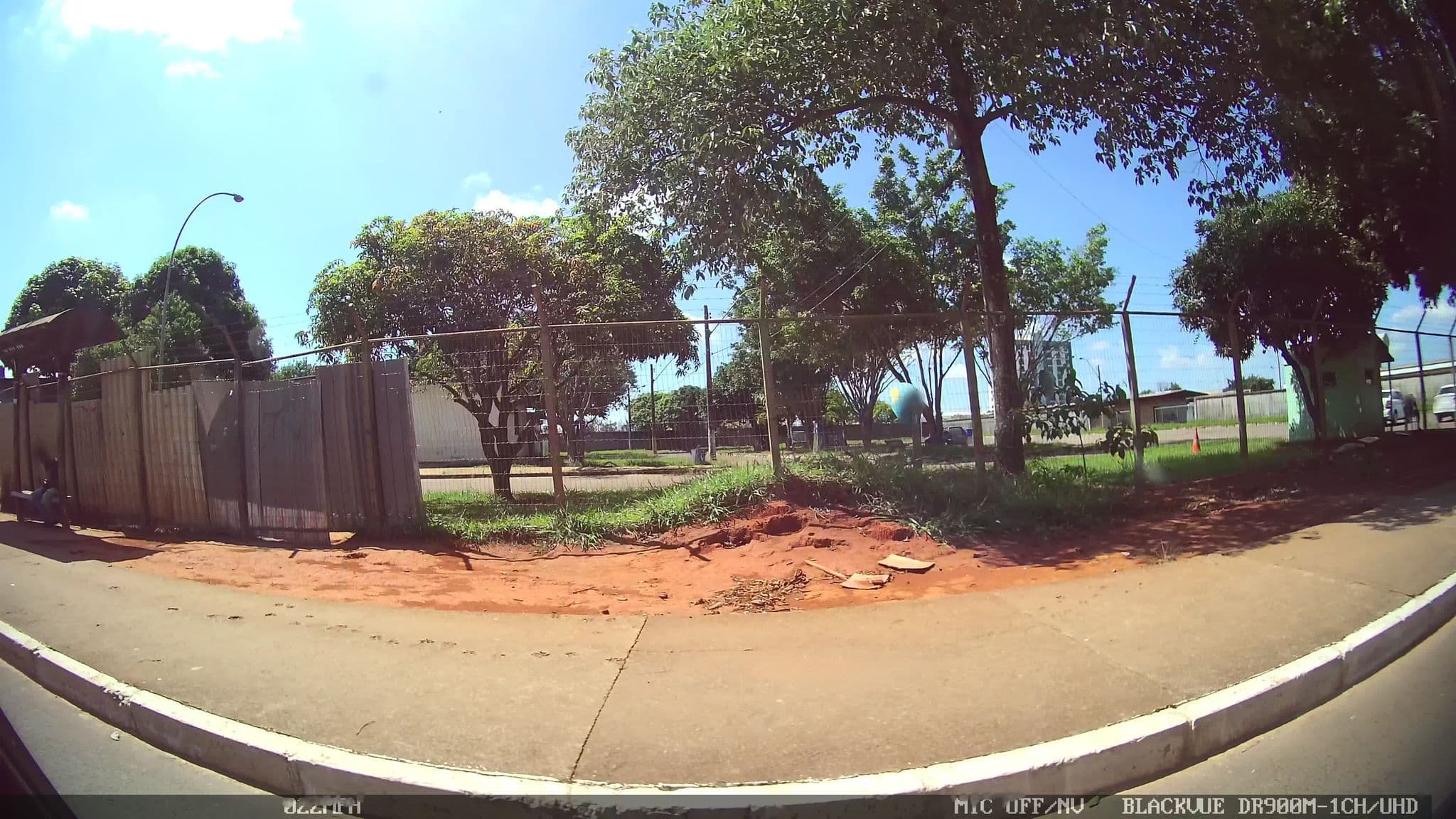 Street view near Albergue Conviver, Riacho Fundo — © kaart_4 (CC BY-SA · Mapillary)