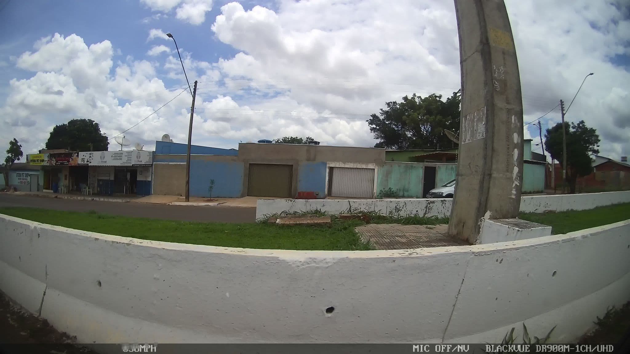 Street view near Motel Cartier, Anápolis — © kaart_4 (CC BY-SA · Mapillary)
