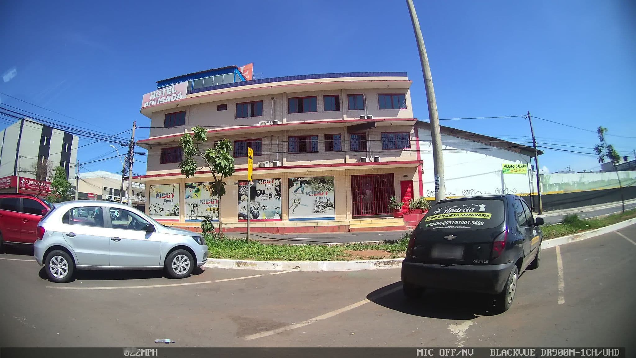 Street view near Hotel Pousada Águas Claras, Riacho Fundo — © kaart_4 (CC BY-SA · Mapillary)
