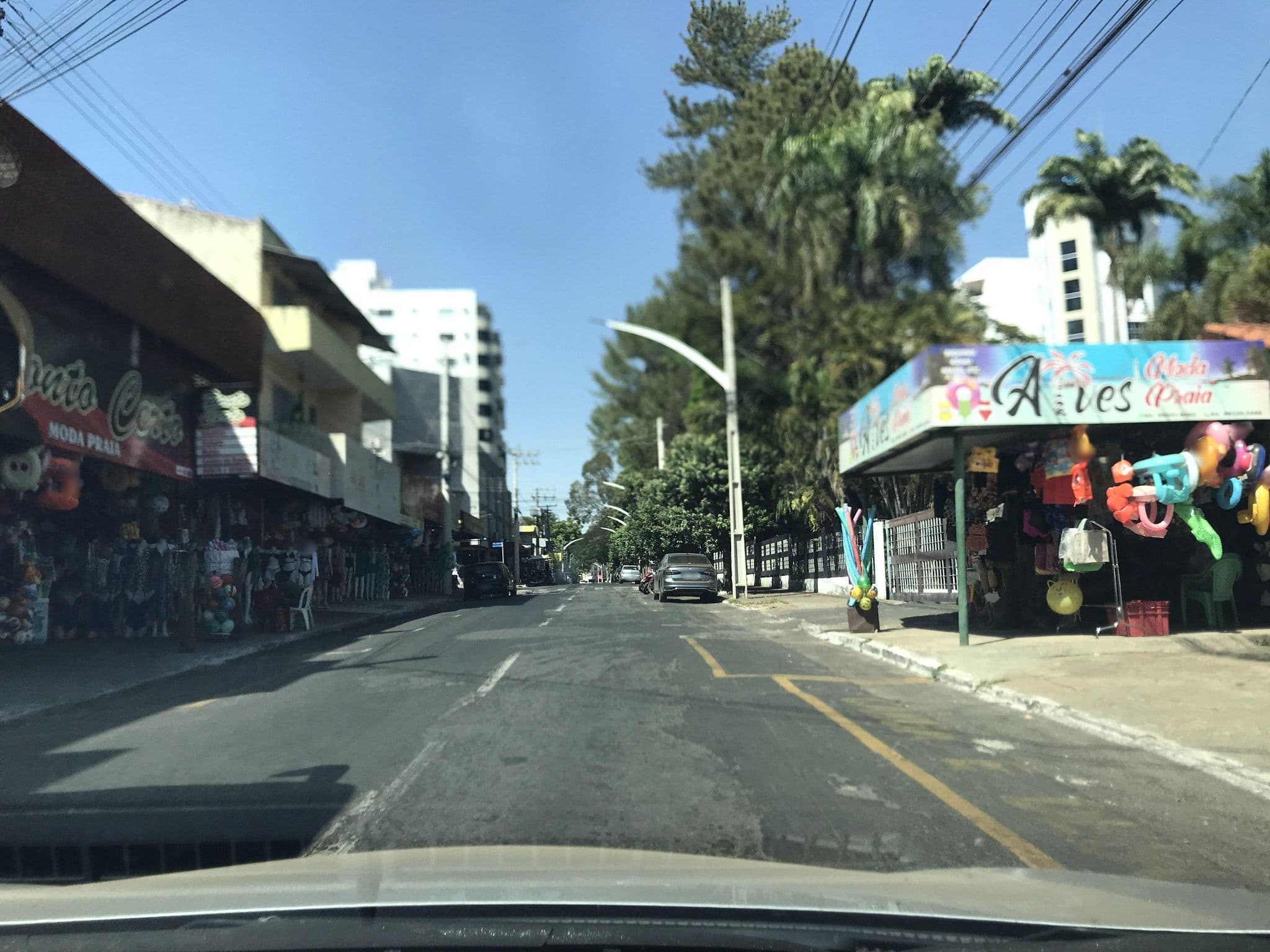 Street view near Piscina Rio das Pedras, Caldas Novas — © wesleygmartins (CC BY-SA · Mapillary)
