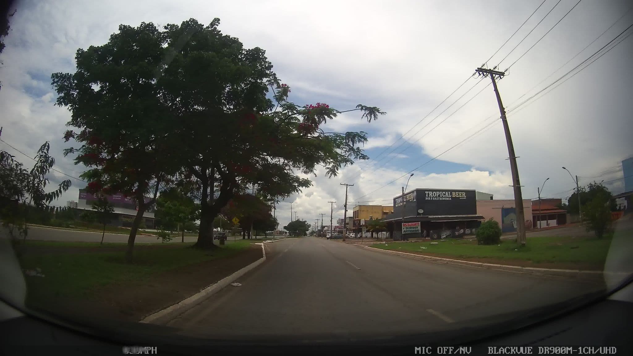 Street view near Hotel Hawai, Pôr do Sol — © kaart_4 (CC BY-SA · Mapillary)