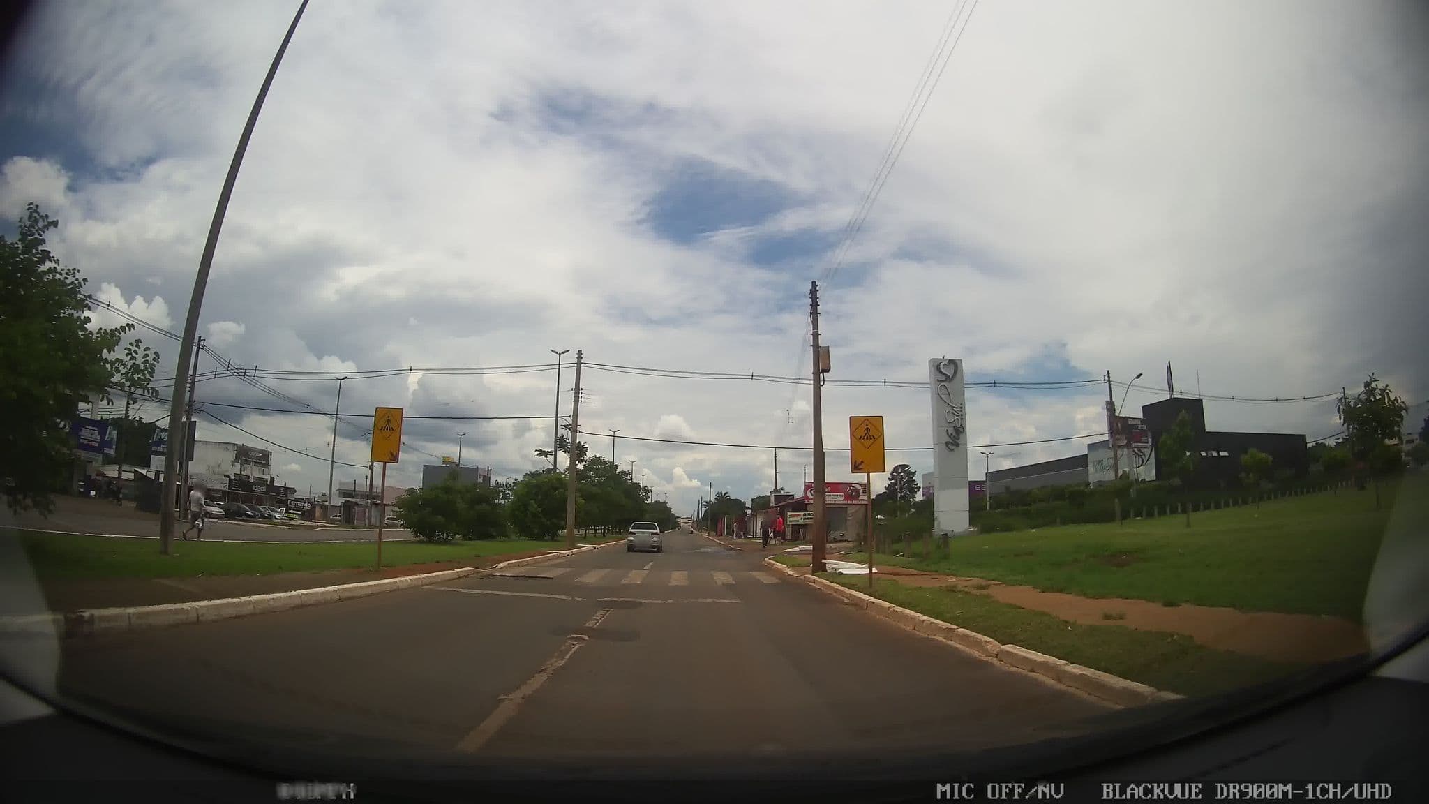 Street view near Hotel Casual, Pôr do Sol — © kaart_4 (CC BY-SA · Mapillary)