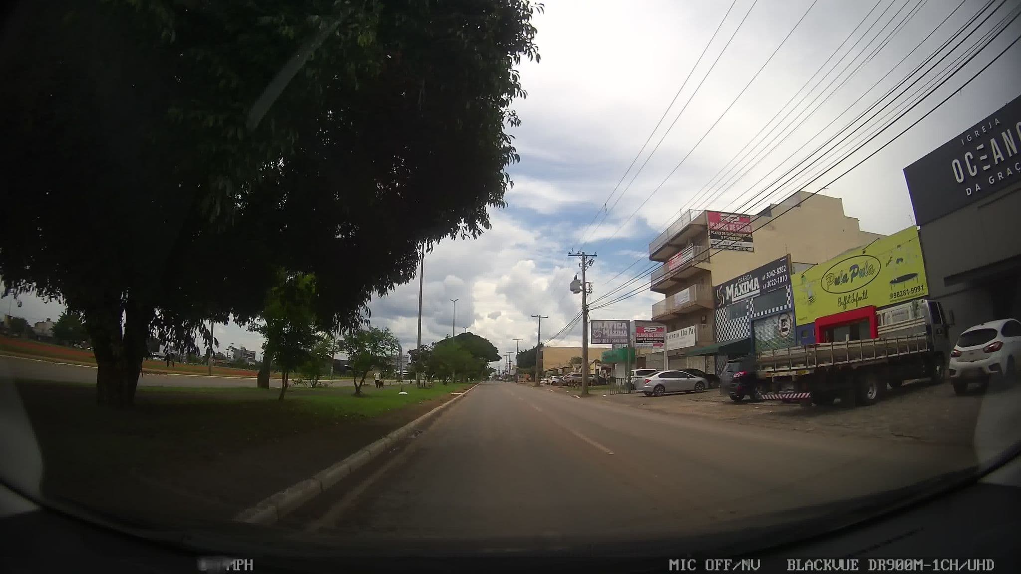 Street view near Hotel Mont Blanc, Ceilândia — © kaart_4 (CC BY-SA · Mapillary)