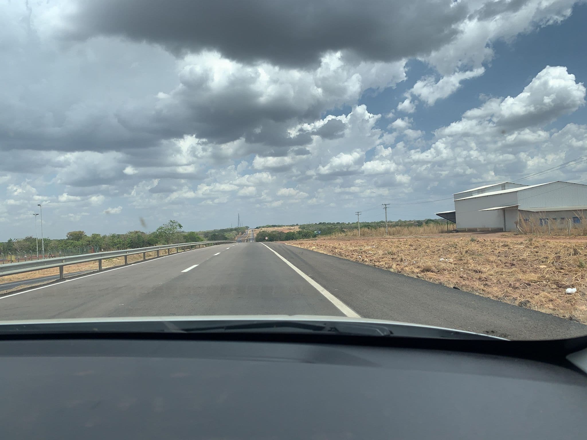 Street view near Hotel Buriti, Gurupi — © CelineGnoatto (CC BY-SA · Mapillary)