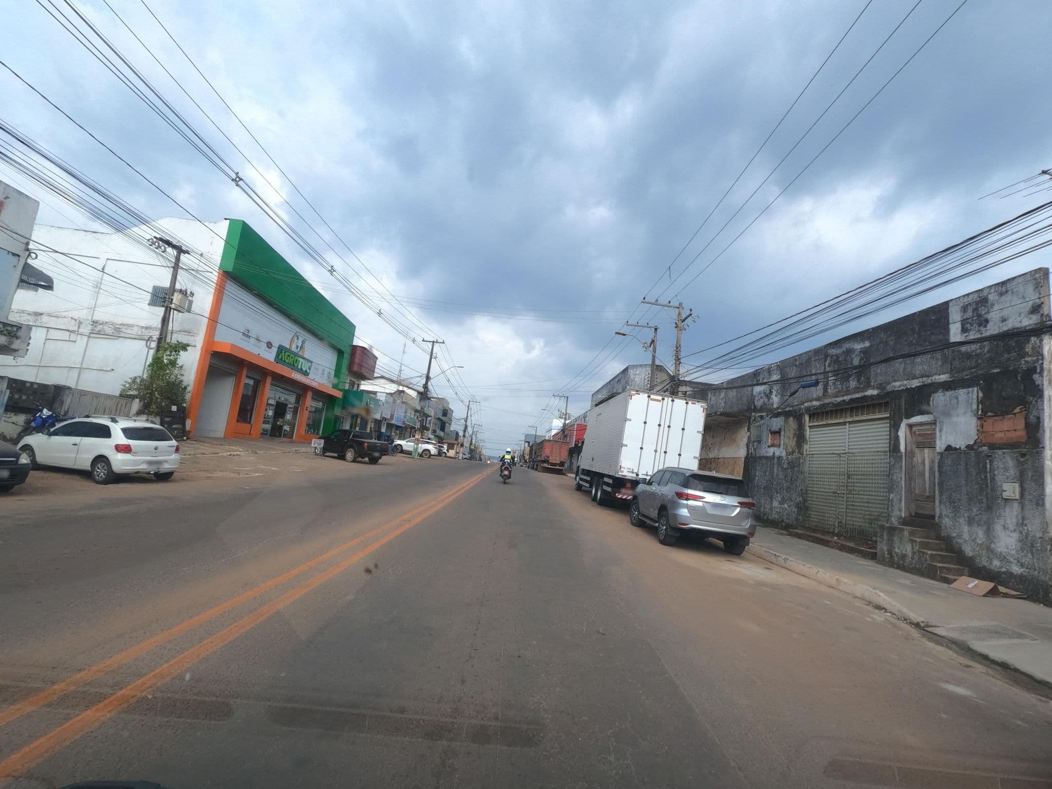 Street view near Hotel Houstron Palace, Tucuruí — © MuitoAlemdasFronteiras (CC BY-SA · Mapillary)