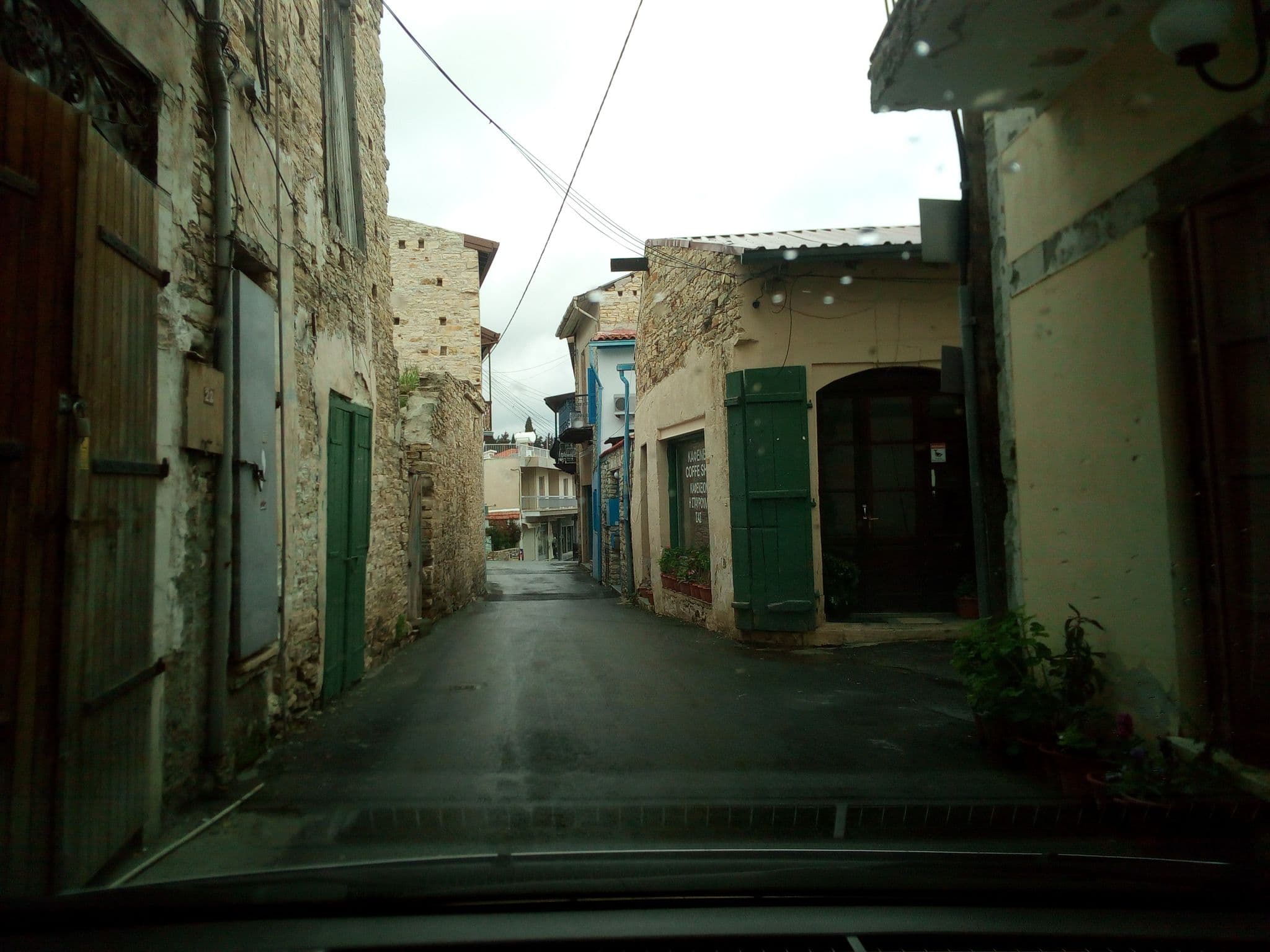 Street view near Agora, Kofínou — © stpkyriakou (CC BY-SA · Mapillary)