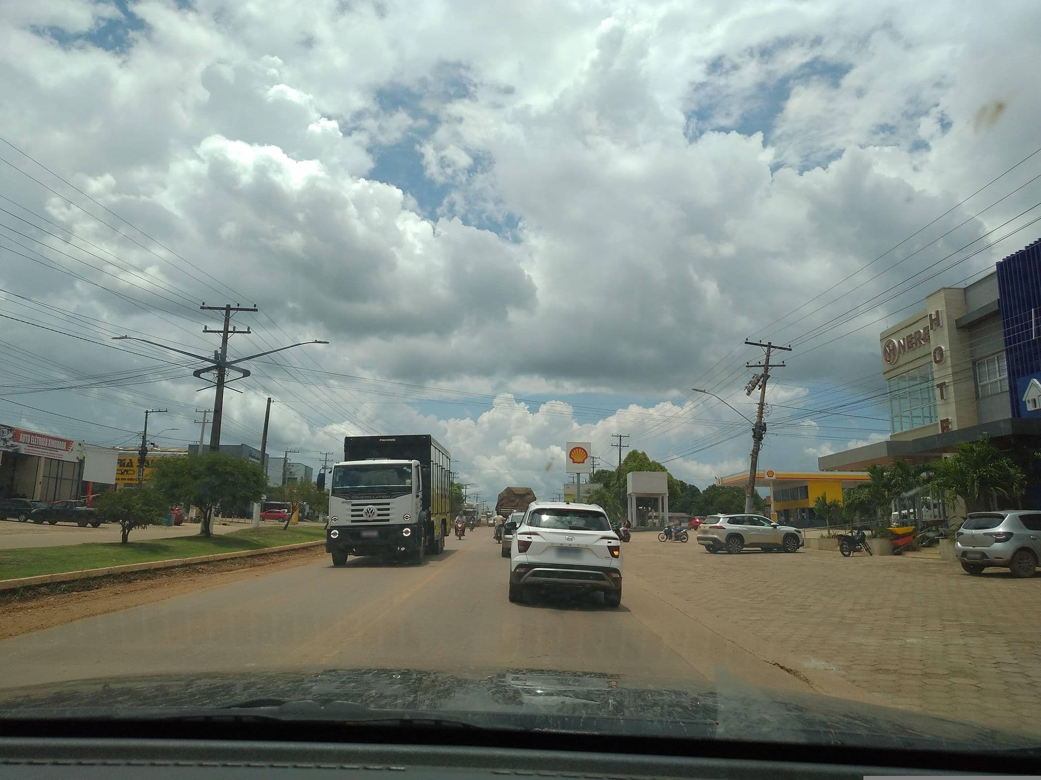 Street view near Neres Hotel, Xinguara — © Zuleica2024 (CC BY-SA · Mapillary)
