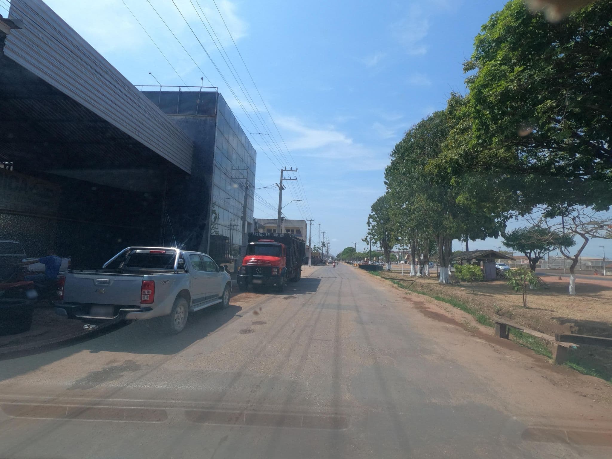 Street view near Ozaki's Hotel, Tailândia — © MuitoAlemdasFronteiras (CC BY-SA · Mapillary)
