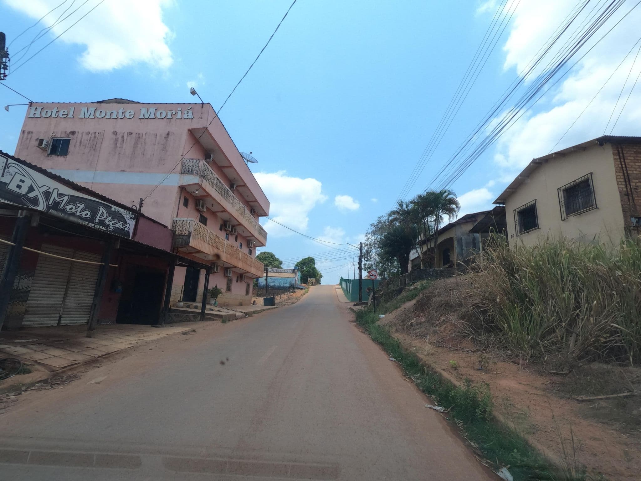 Street view near Hotel Monte Moriá, Pacajá — © MuitoAlemdasFronteiras (CC BY-SA · Mapillary)