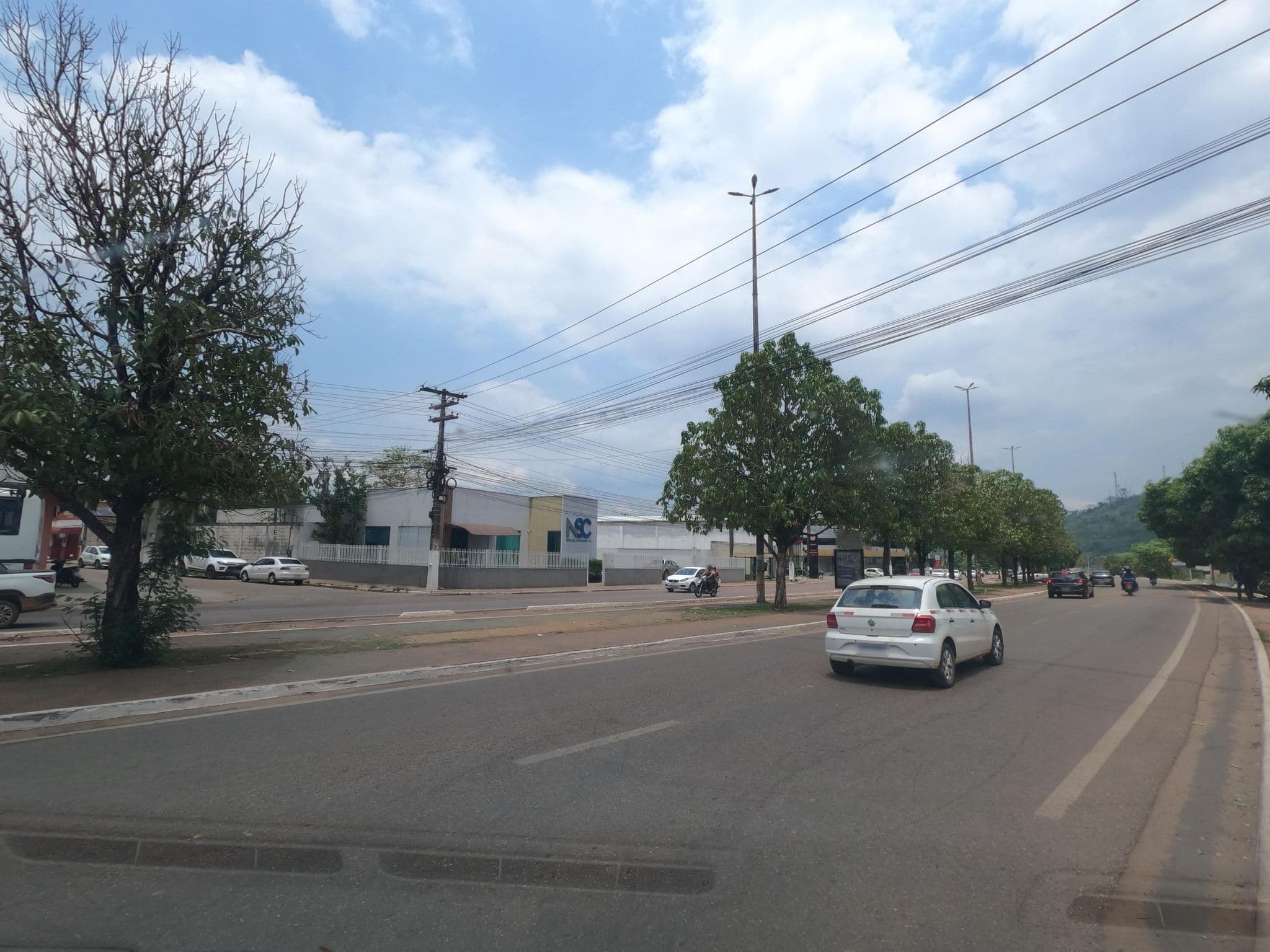 Street view near Hotel Brasil, Parauapebas — © MuitoAlemdasFronteiras (CC BY-SA · Mapillary)