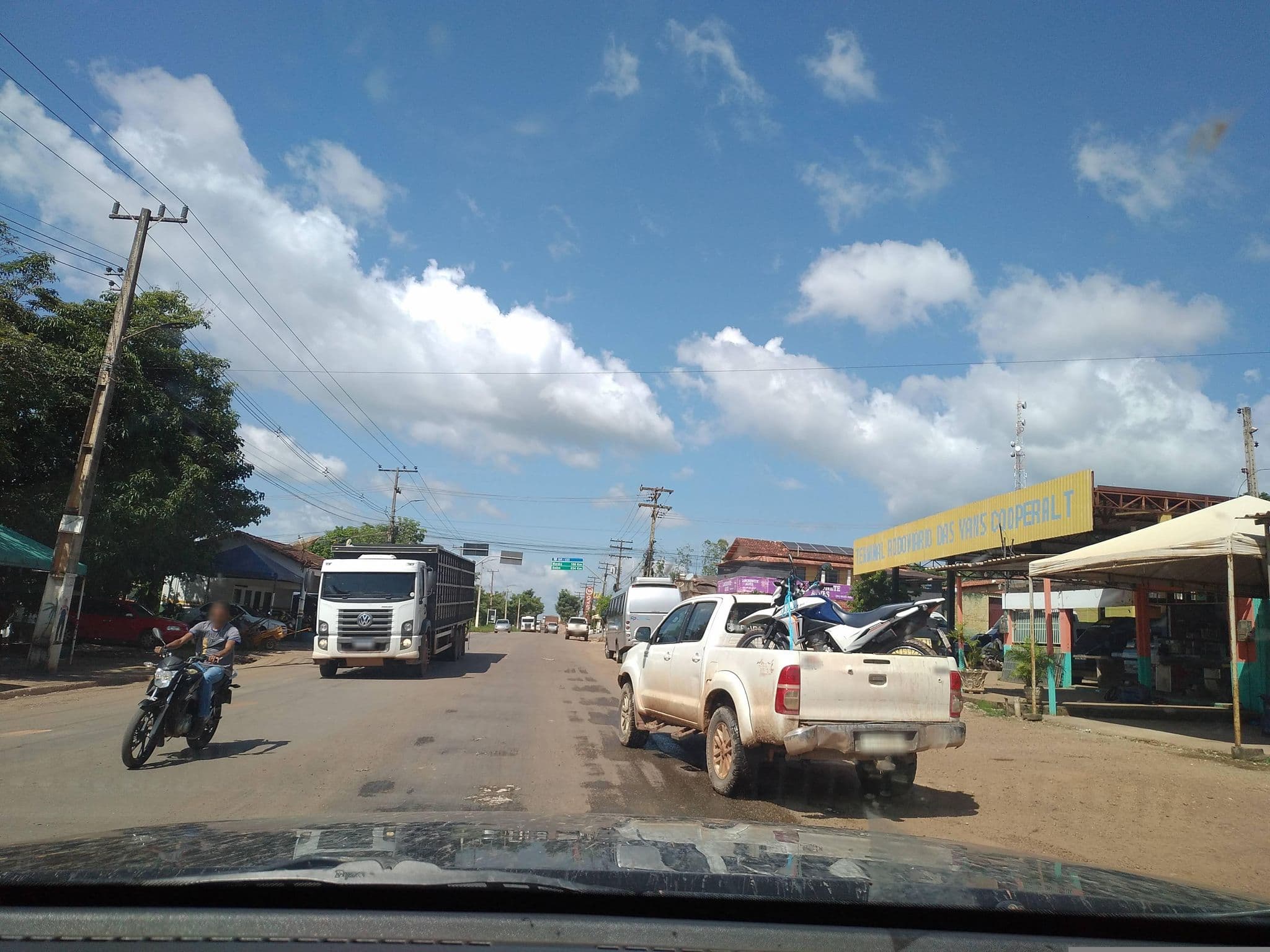 Street view near Gaivota Hotel, Eldorado dos Carajás — © Zuleica2024 (CC BY-SA · Mapillary)