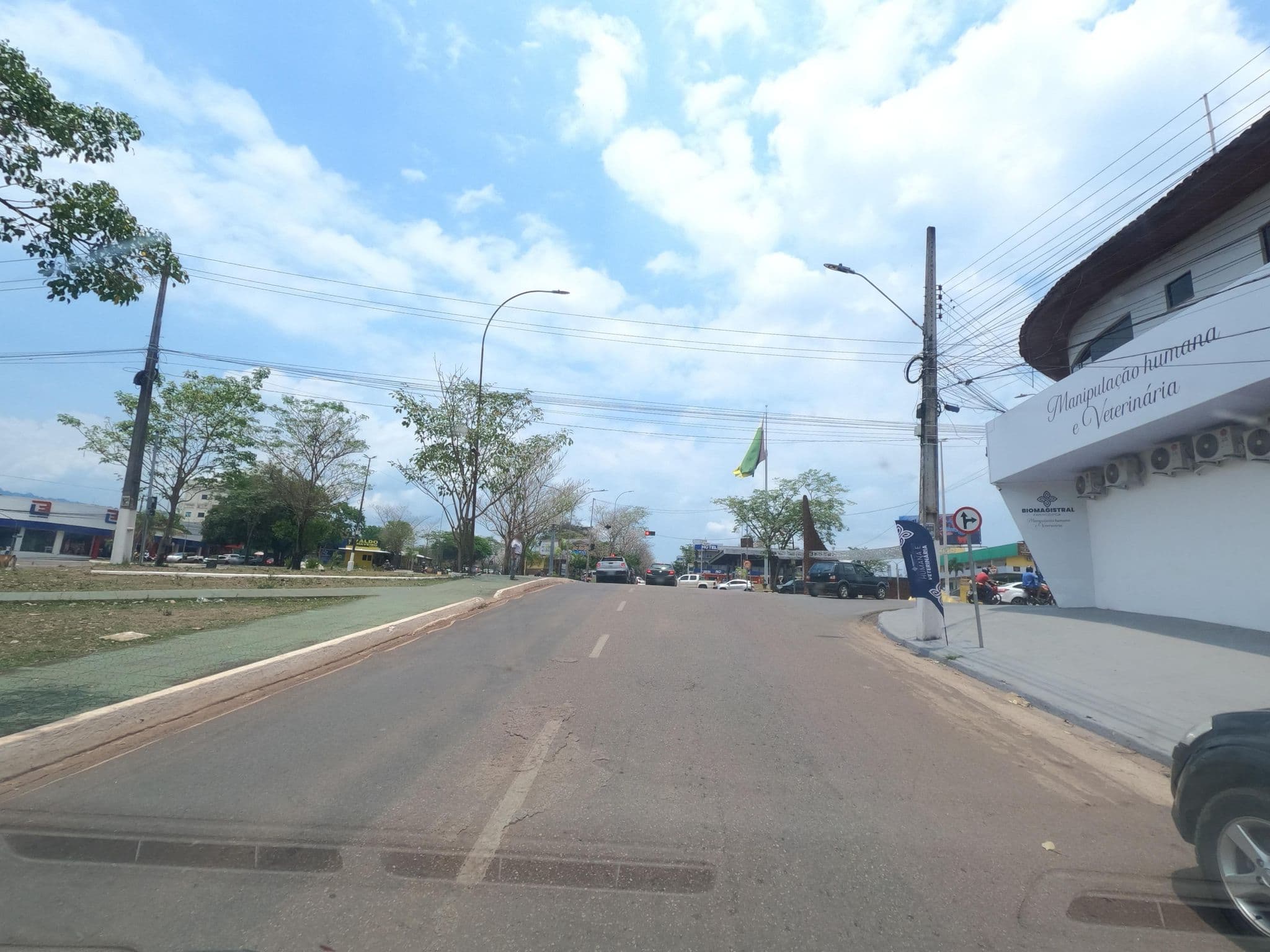 Street view near Hotel Vale Verde, Parauapebas — © MuitoAlemdasFronteiras (CC BY-SA · Mapillary)