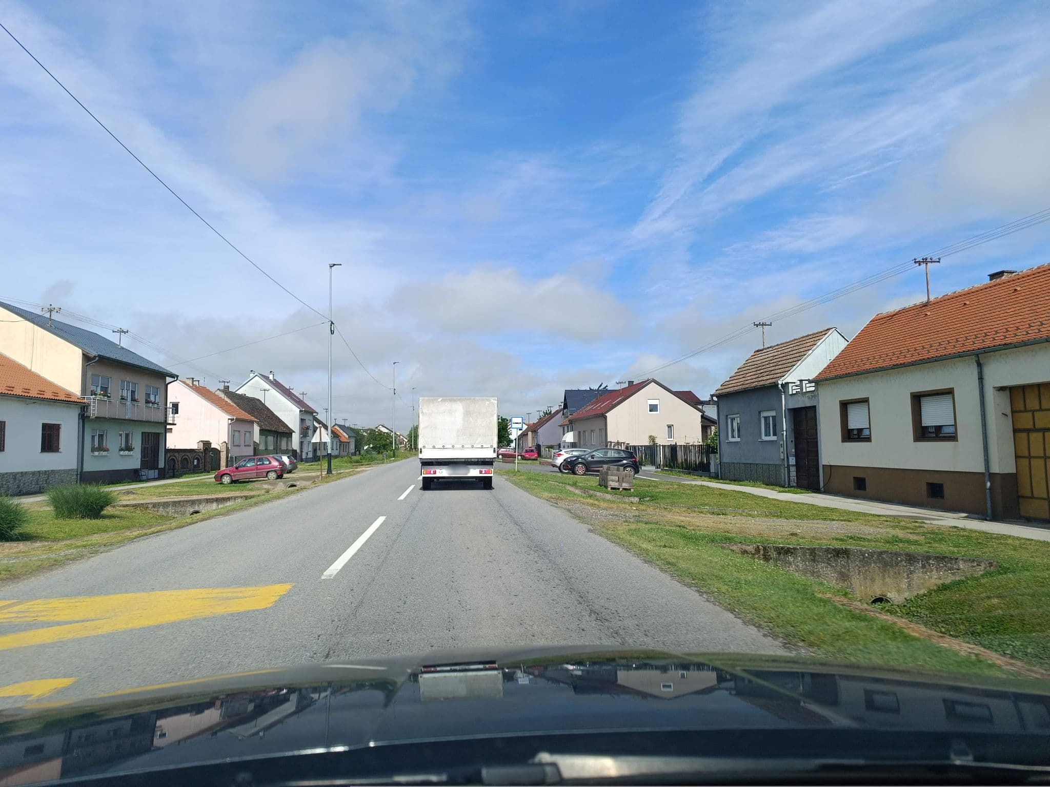 Street view near Kereković, Oriovac — © Sarmafanboy (CC BY-SA · Mapillary)