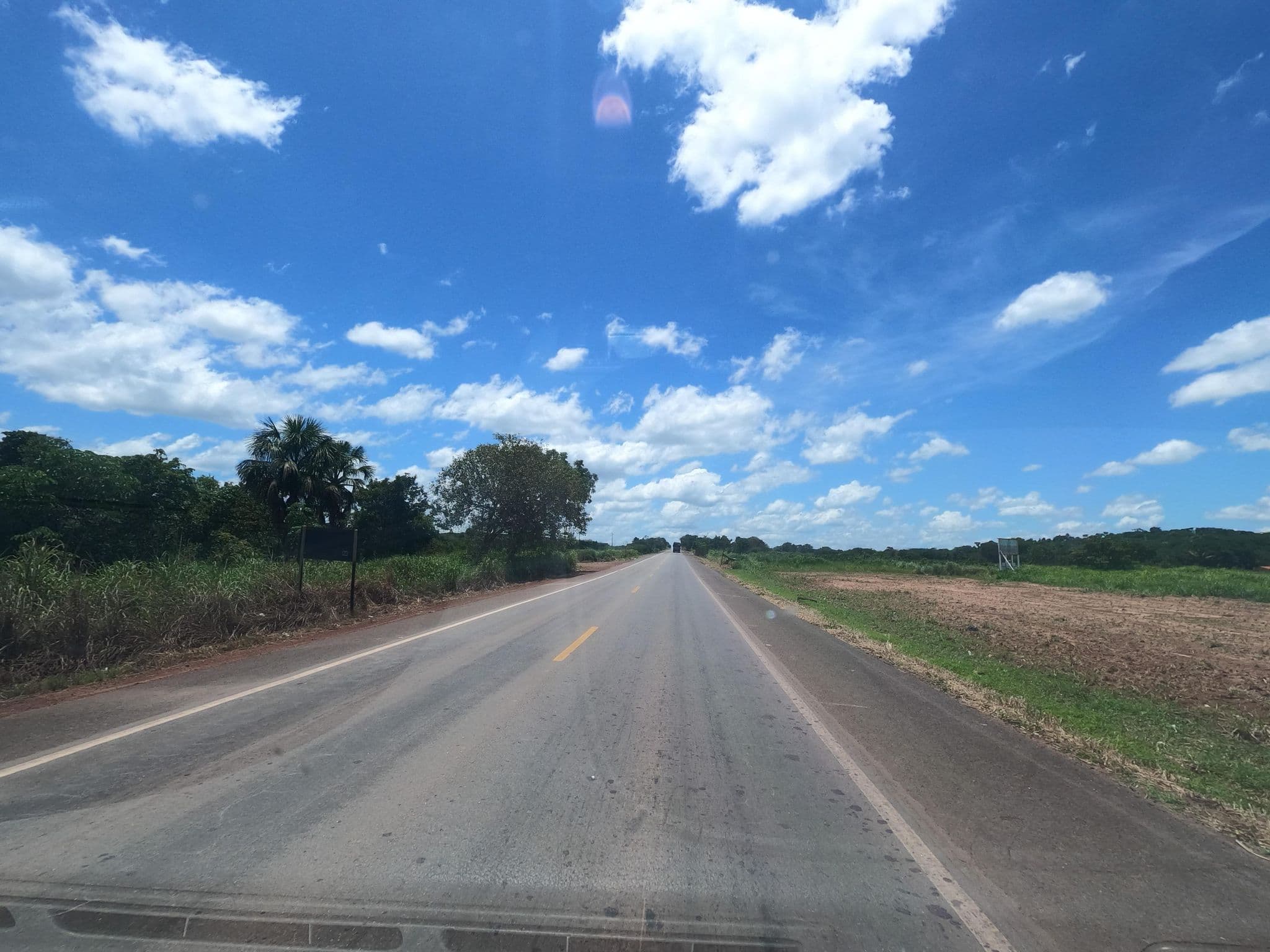 Street view near Hotel Vitoria, Fortaleza do Tabocão — © MuitoAlemdasFronteiras (CC BY-SA · Mapillary)